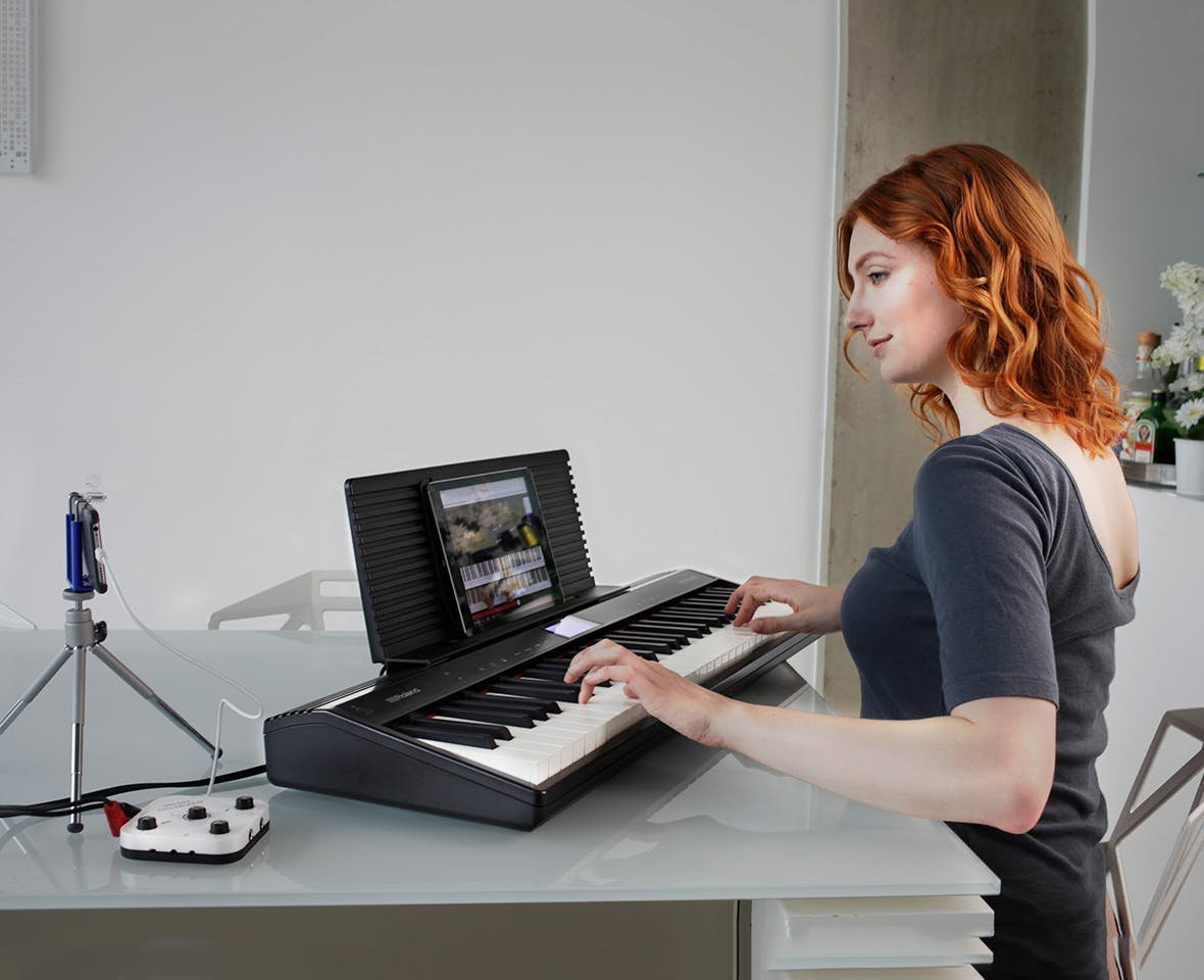 Roland Go 61 Key Digital Piano in Black - 532342-1660912941688.jpg