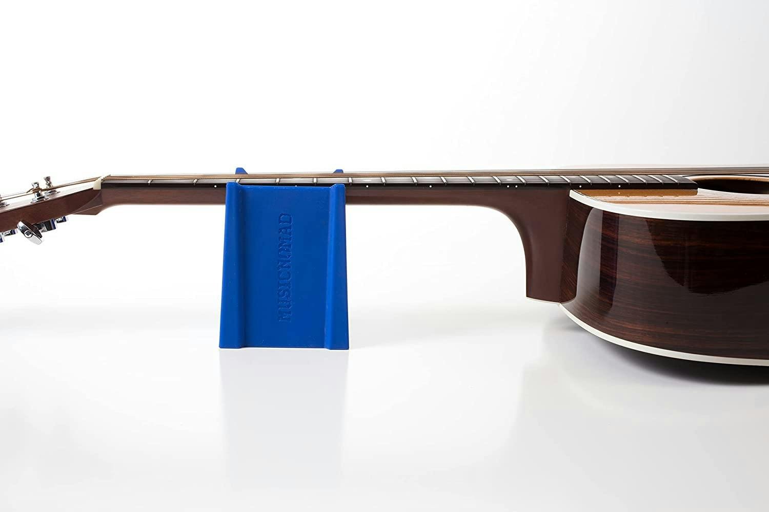 MusicNomad Cradle Cube Neck Support for All Stringed Instruments - 446243-MNO-MN206 (4).jpg