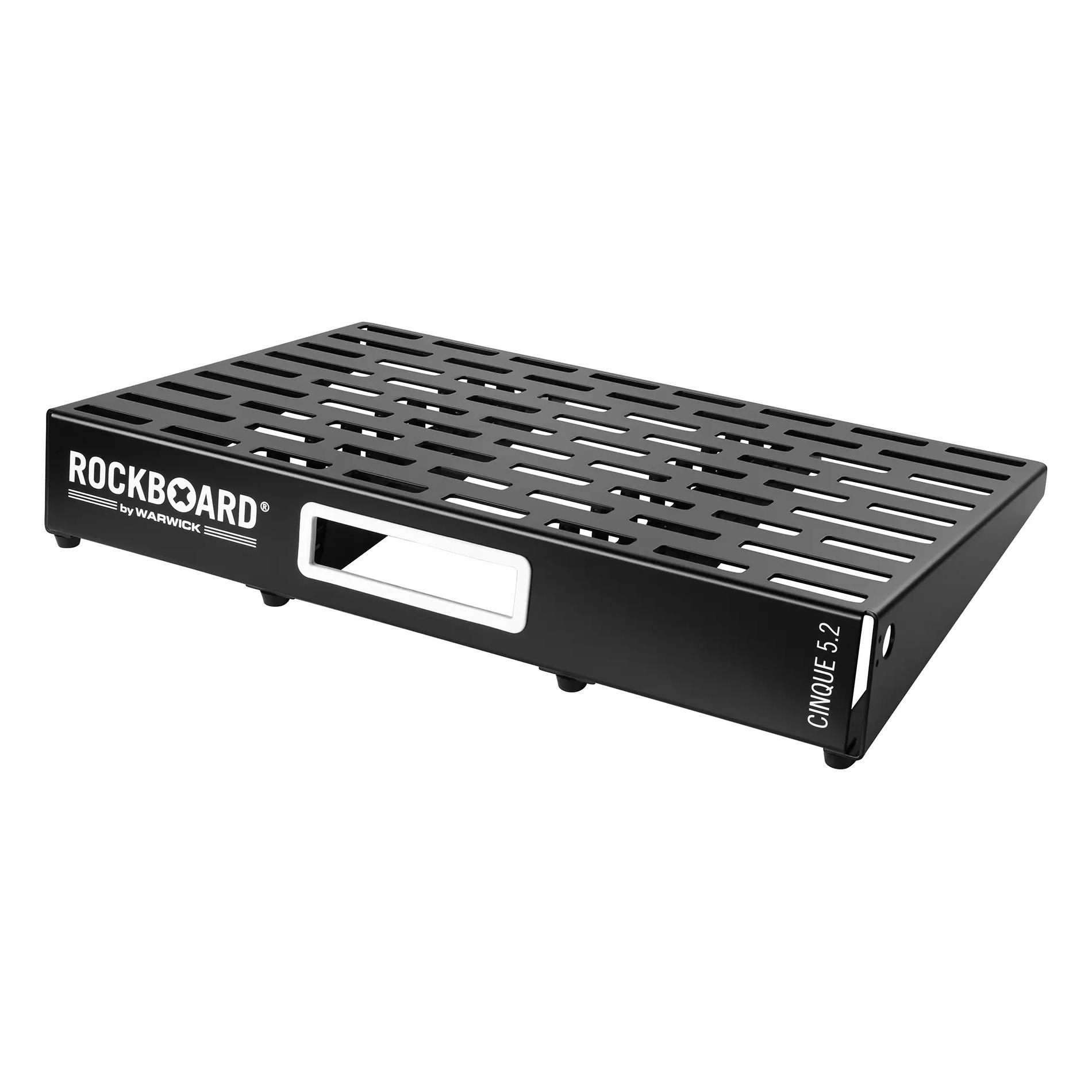 Rockboard CINQUE 5.2 Pedalboard with Gig Bag - RBO-B-52-CINQUE-B-Angle.jpg