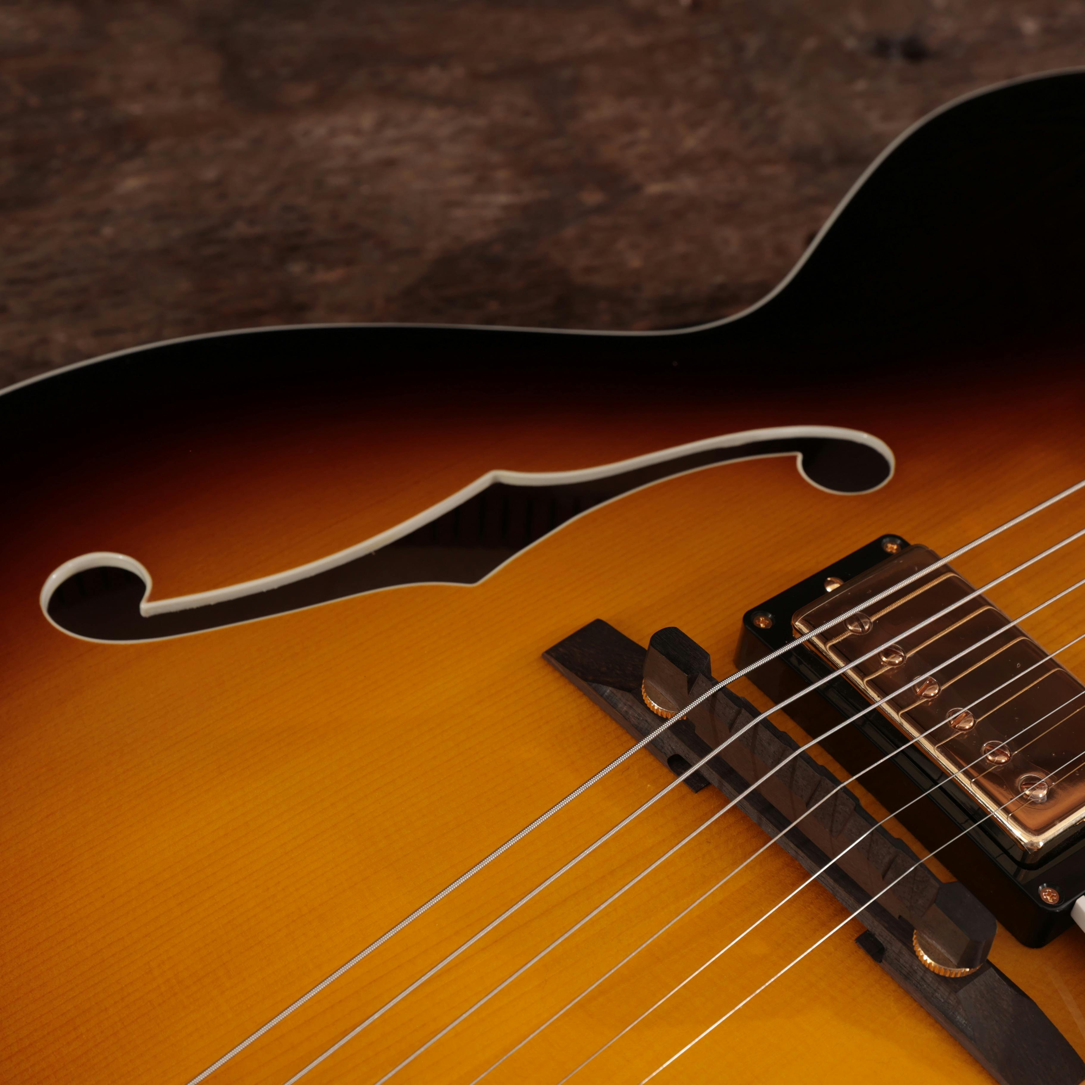 Heritage Standard Collection Eagle Classic Hollow Electric Guitar in Original Sunburst - 1000303123-AN20001-10.jpg