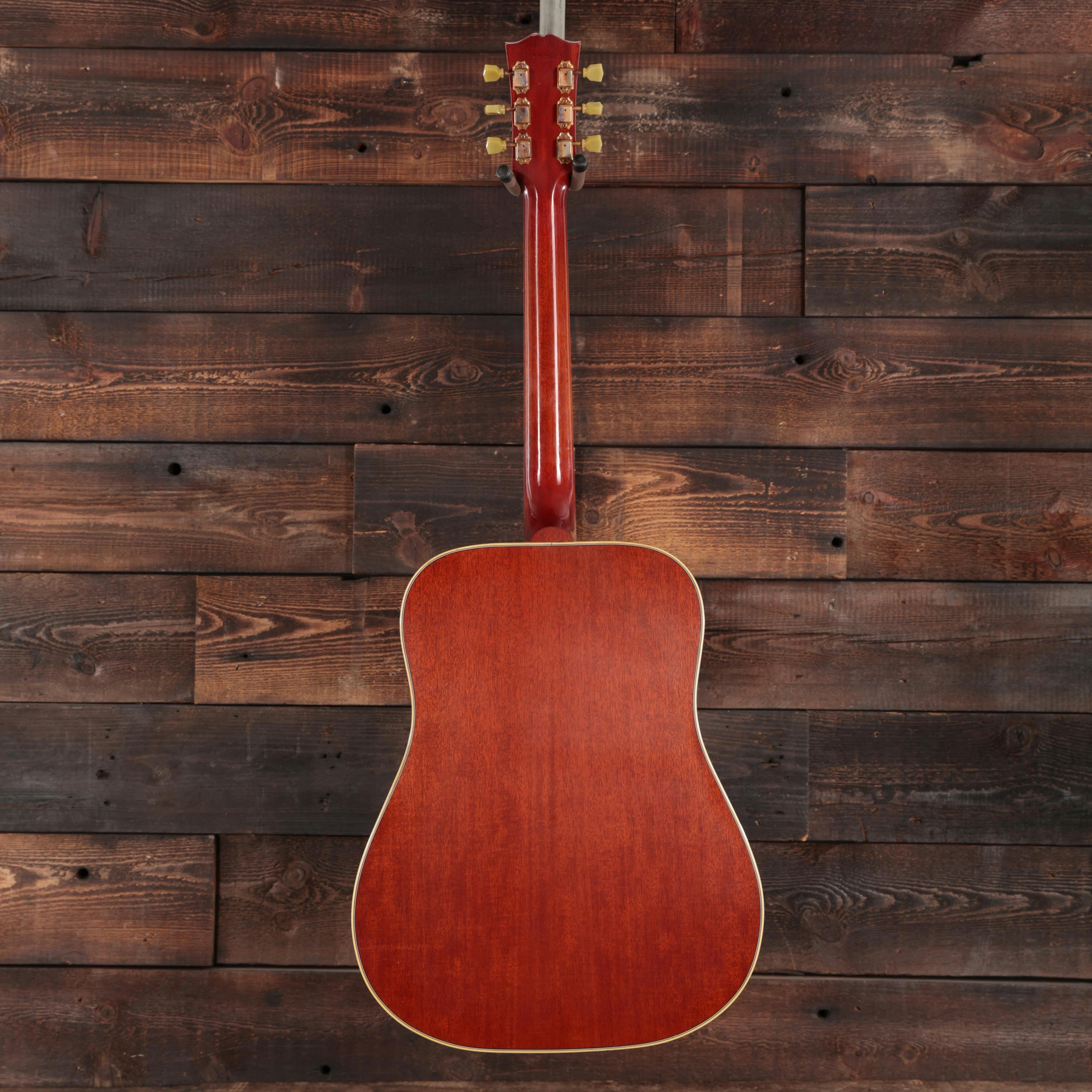 Gibson Custom Shop Murphy Lab 1960 Hummingbird Light Aged Acoustic Guitar in Heritage Cherry Sunburst - CSSSHBHCSLASNT-21663023-4.jpg
