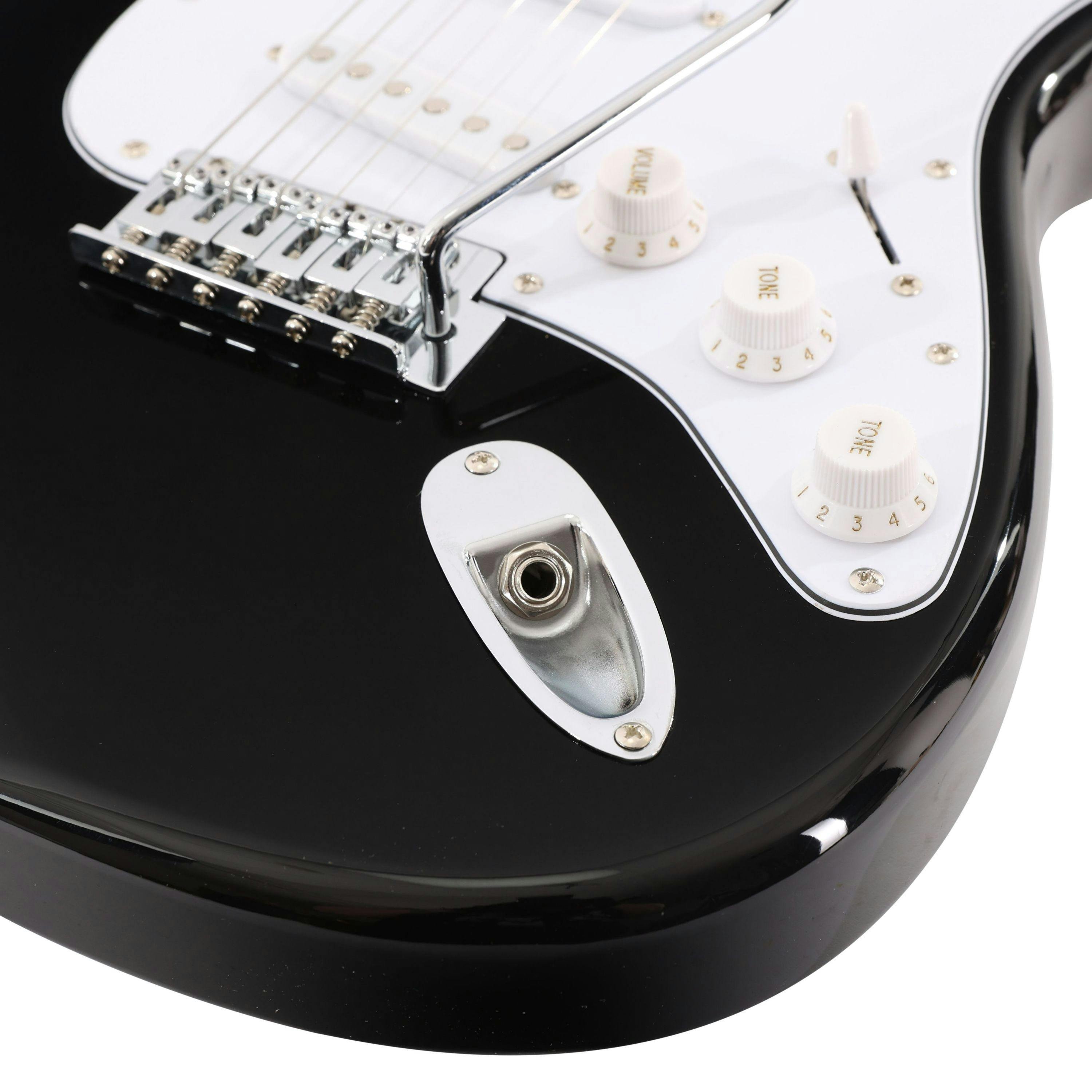 EastCoast ST1 Electric Guitar in Black with Maple Fretboard - 477374-EC-GS100-BLK 6.jpg