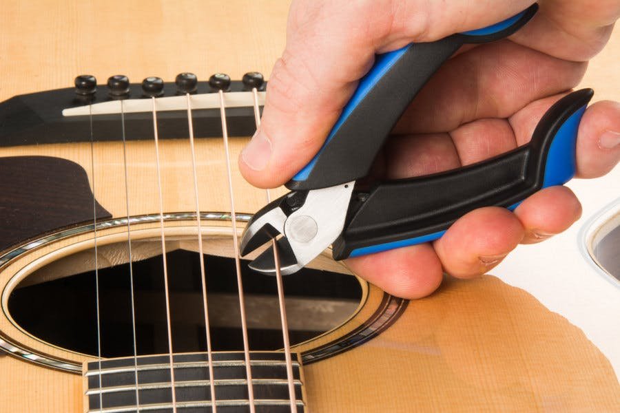 MusicNomad GRIP Cutter - Premium Guitar String Cutting Tool - 444489-DSC_8147.jpg