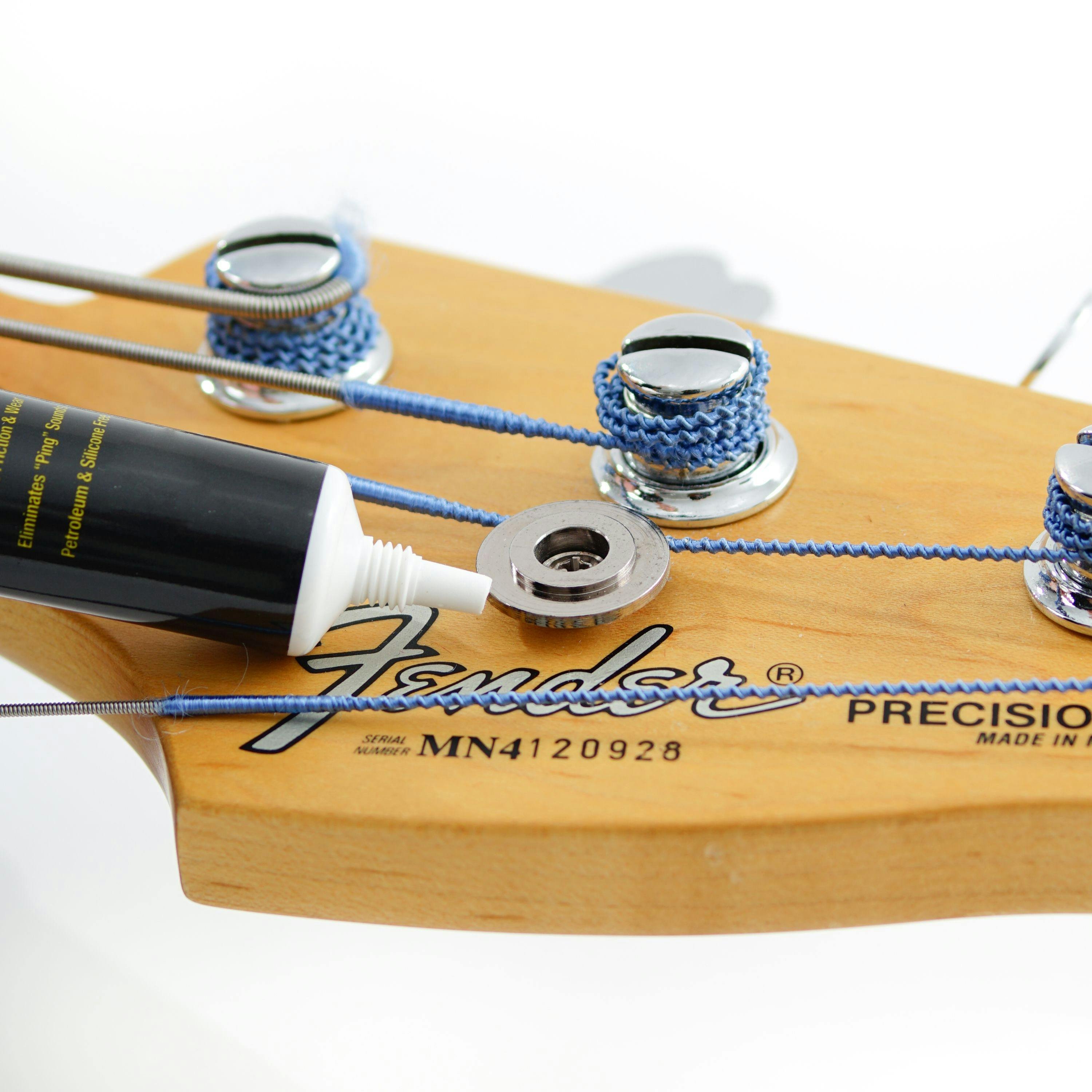 MusicNomad Tune It String Instrument Lubricant - 485002-O4feHG6g.jpg