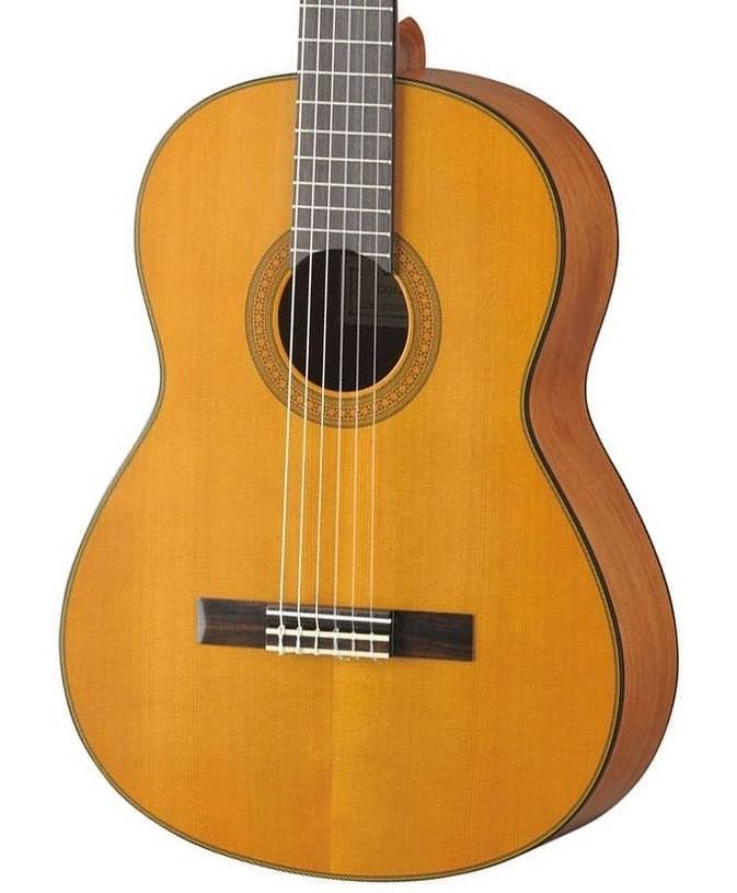 Yamaha CS40 3/4 Size Classical Guitar - 155360-tmp78F__80491 cropped.jpg