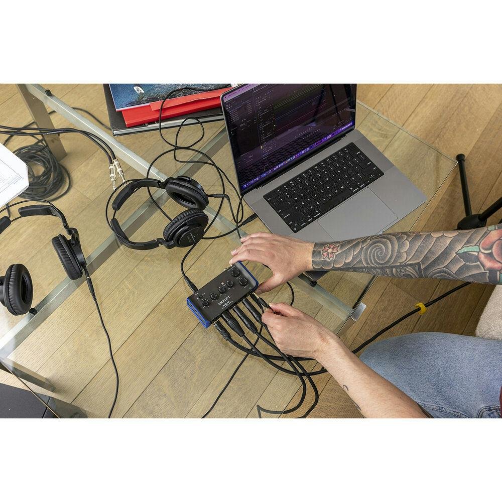 Zoom AMS-44 USB Audio Interface - 527781-1659004260808.jpg