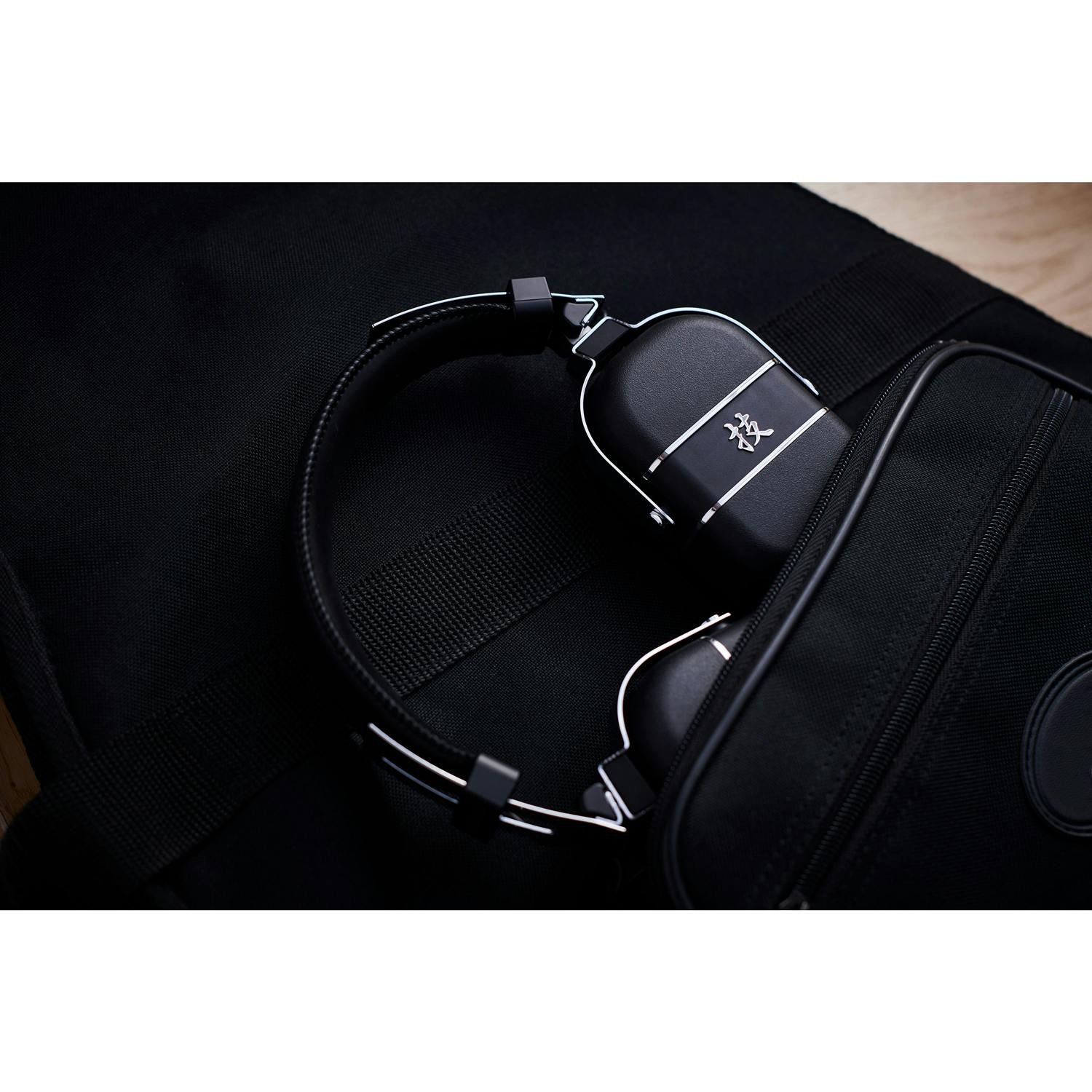 BOSS Waza-Air Wireless Guitar Amp Headphones - Andertons Music Co.