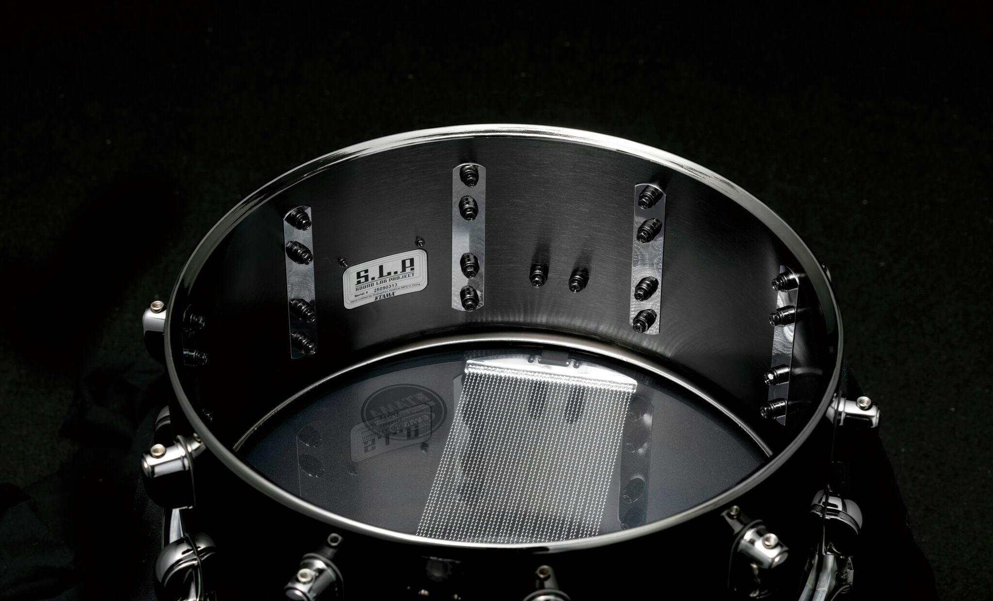 Tama 14" x 6.5" SLP Black Brass Snare Drum - 274285-1525428697312.jpg