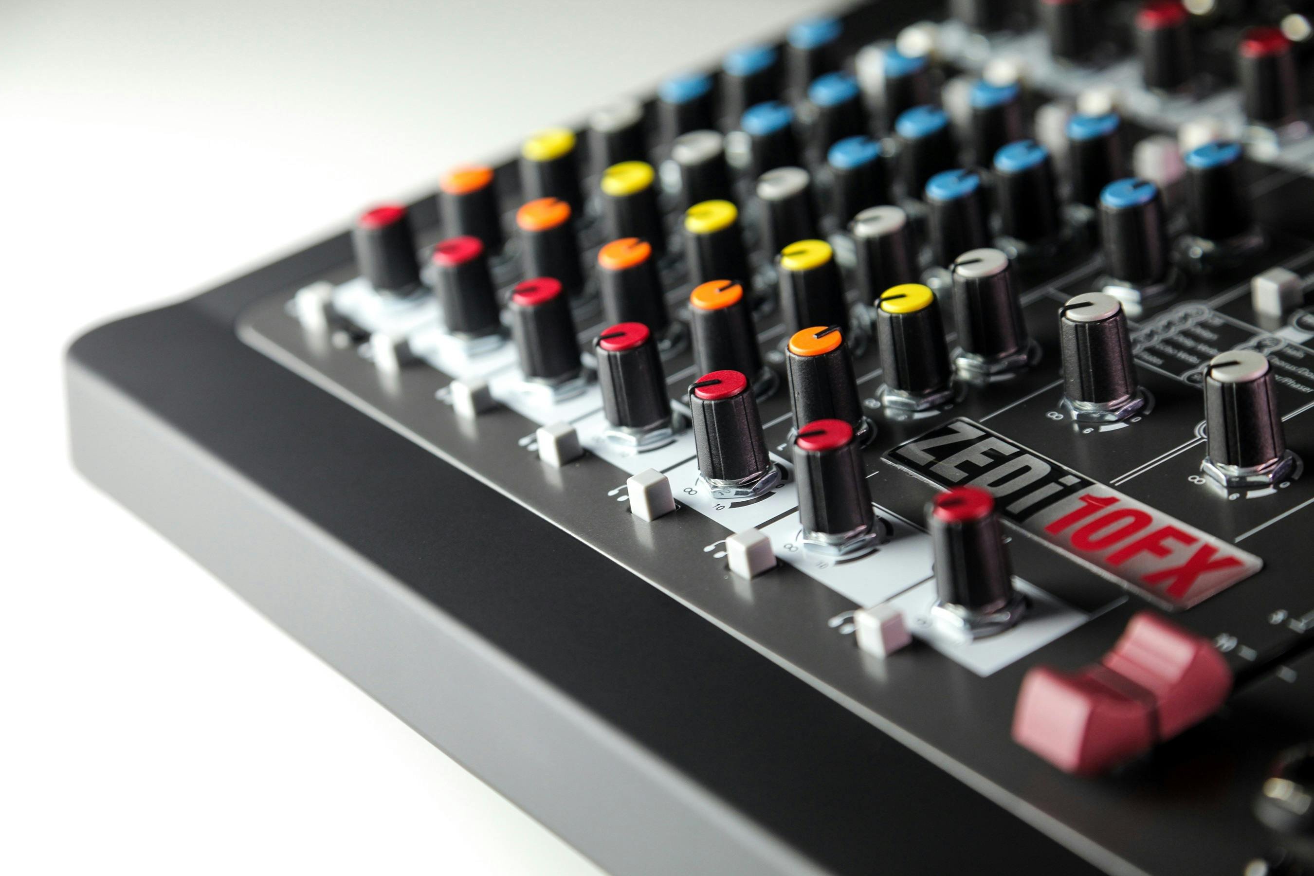 Allen & Heath ZEDi10FX Hybrid compact mixer /USB Interface