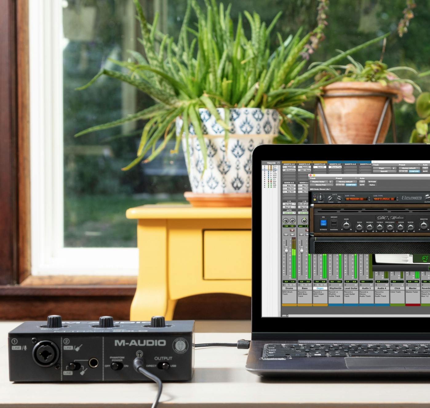 M-Audio M-Track Solo USB Audio Interface - 430721-Screenshot 2021-02-08 at 10.09.53.jpg