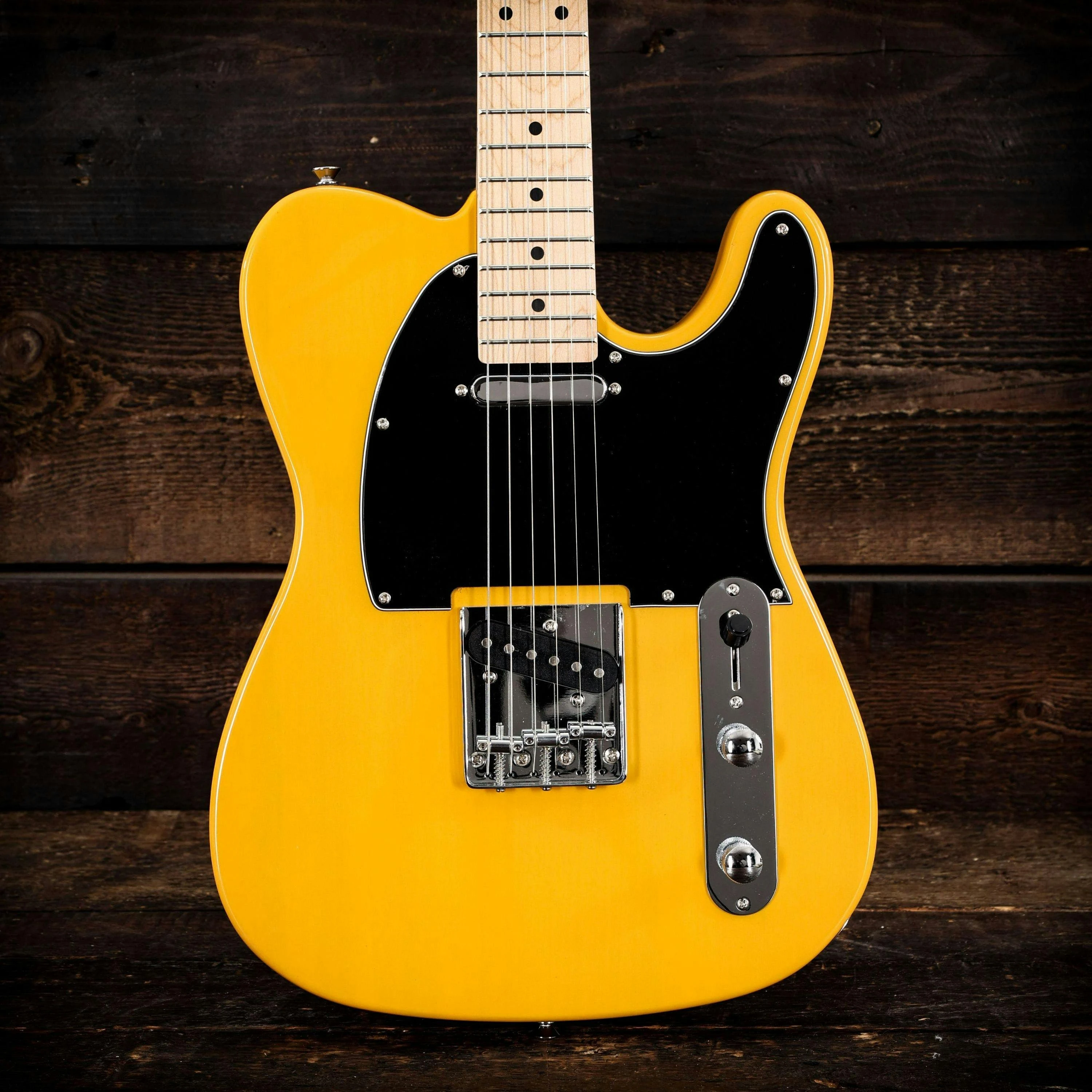 EastCoast T1 Electric Guitar Starter Pack in Butterscotch with 10W Amp & Accessories - _BUN-EC-GT100-VBL10-479434-EastCoast-T1-Electric-Guitar-in-Butterscotch-wood-background.jpg