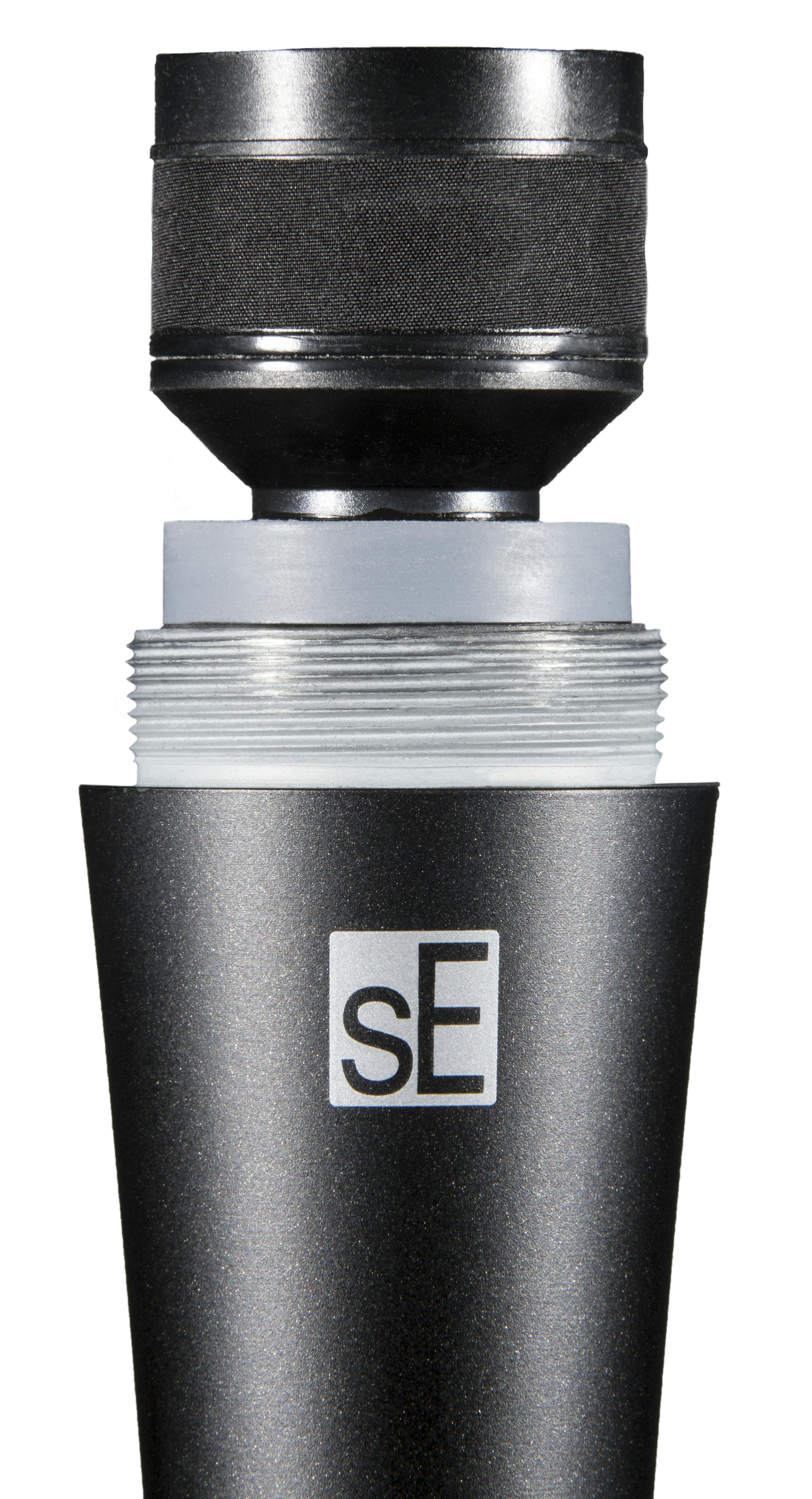 SE Electronics V3 Dynamic Microphone Bundle with Mic Stand and XLR Cable - 122327-sE-V3-capsule.jpg