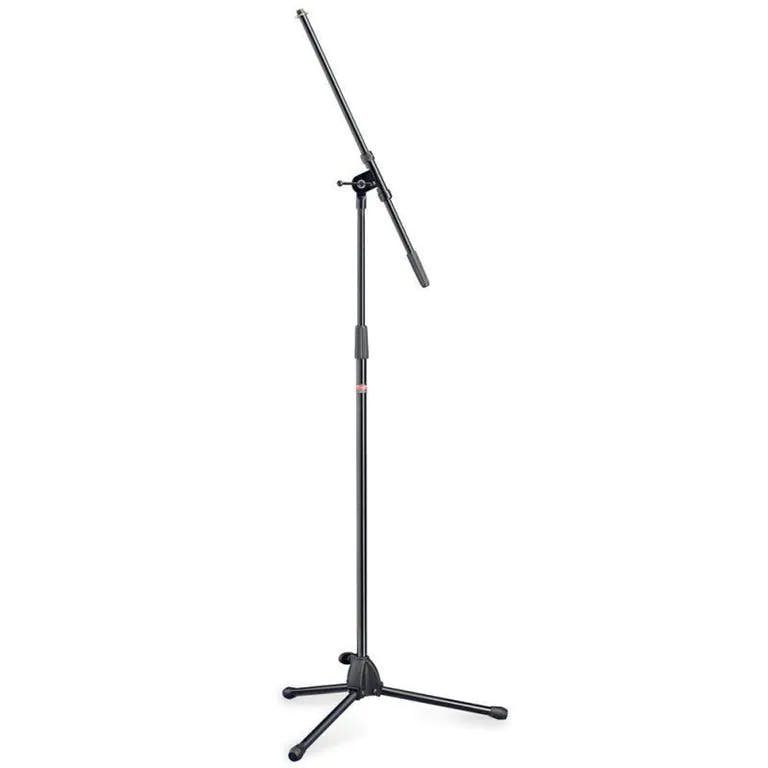 M-Audio AIR 192-4 Bundle with SE Electronics X1A Mic, Stand and XLR Cable - 365853-1576081766078.jpg