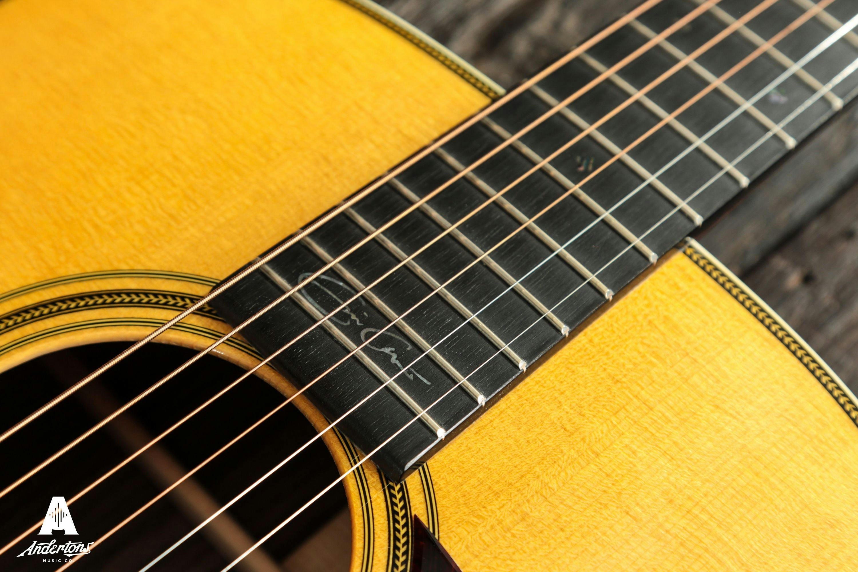 Martin 000-28EC Eric Clapton Signature Acoustic Guitar in Natural - 414828-000-28EC-6.jpg