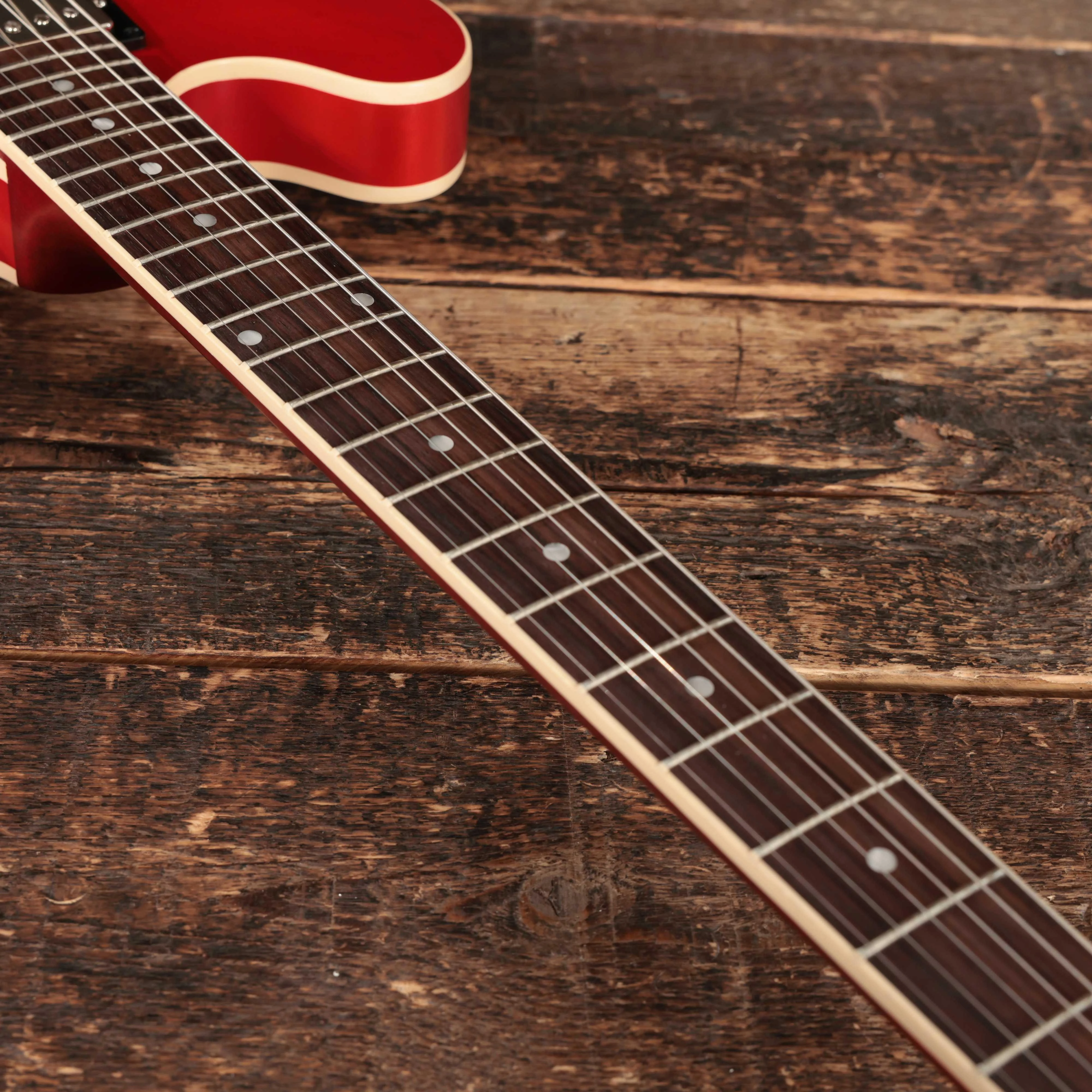 Gibson ES-335 Satin in Satin Cherry - 214960165 (12).jpg