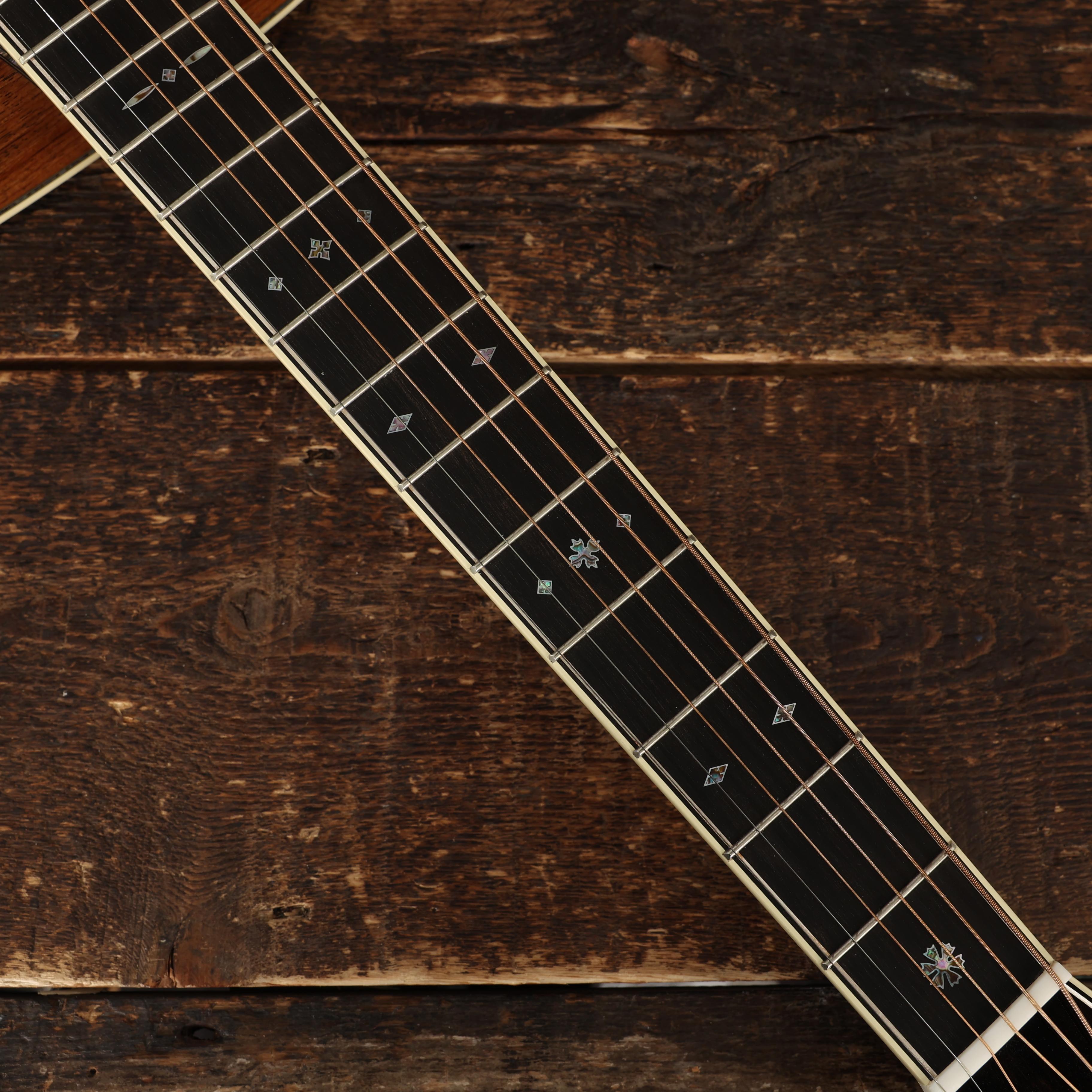 Martin Custom OM-45 John Mayer Platinum 20th Anniversary Acoustic Guitar - 2871712 (13).JPG