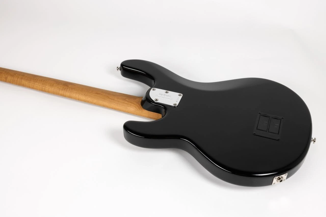 Music Man StingRay Special - Black - Roasted Maple/Maple - Black PG - Chrome - 107-01-10-01-MB-CR-Music-Man-StingRay-Special-Bass-in-Black-Preamp.jpg