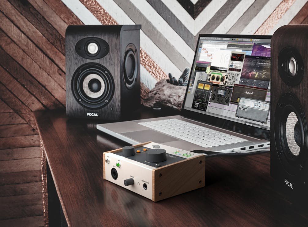 Universal Audio Volt 176 1-in/2-out USB 2.0 Audio Interface - 468054-176 1.jpg