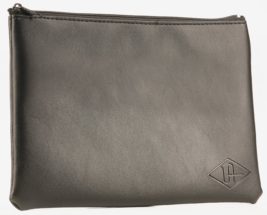 Universal Audio SD-5 Dynamic Microphone with Hemisphere Modeling - MIC-UASD-5-SD-5_Pouch.jpg