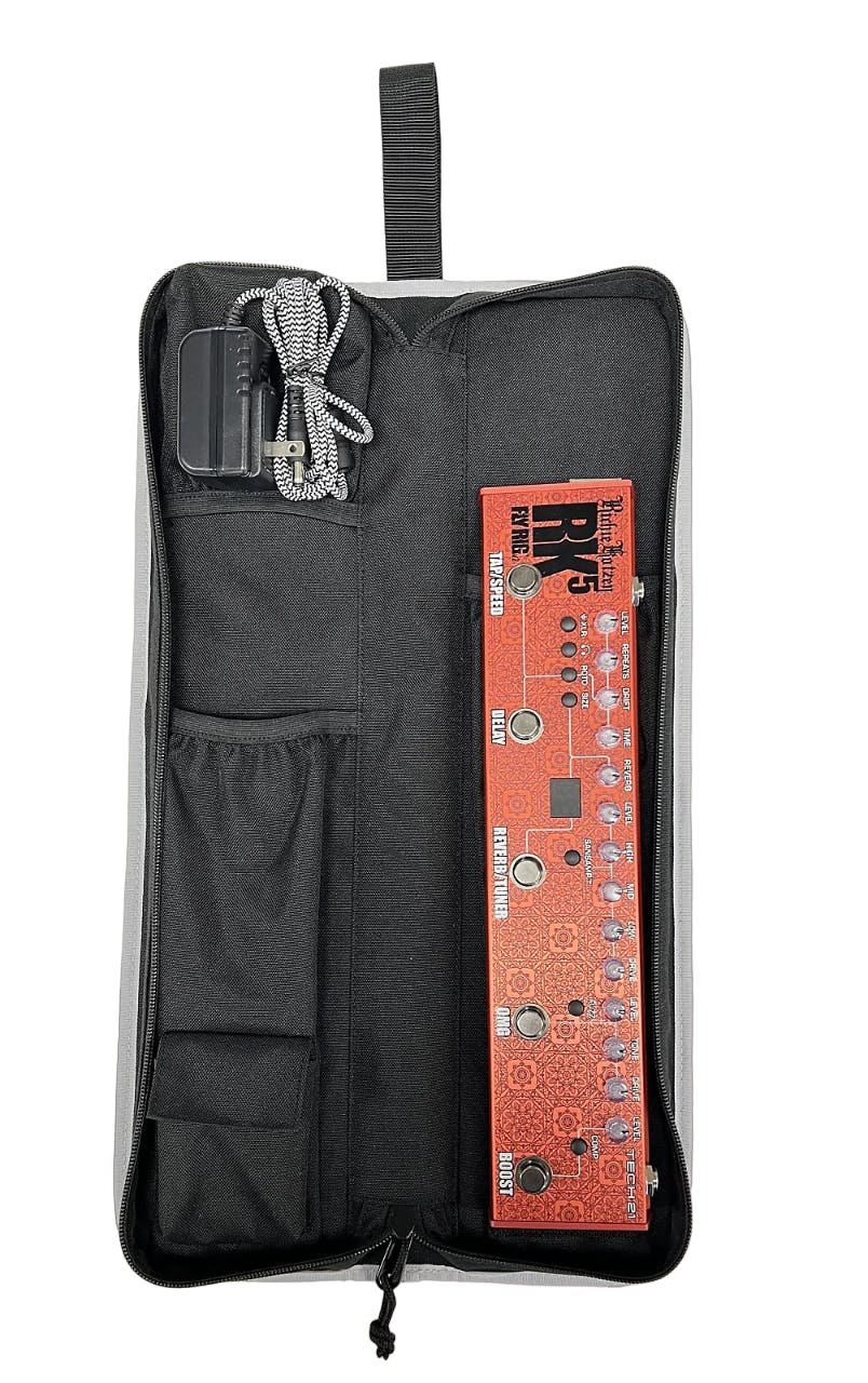 Tech 21 Fly Rig Gig Bag - FRGB-Tech-21-Fly-Rig-Gig-Bag-Pedal.jpg