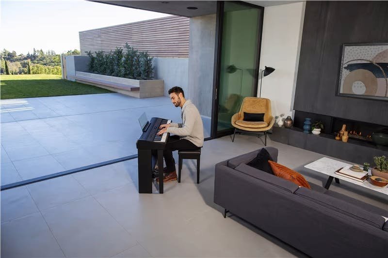 Roland FP-90X Digital Piano in Black - 514663-1653907915277.jpg