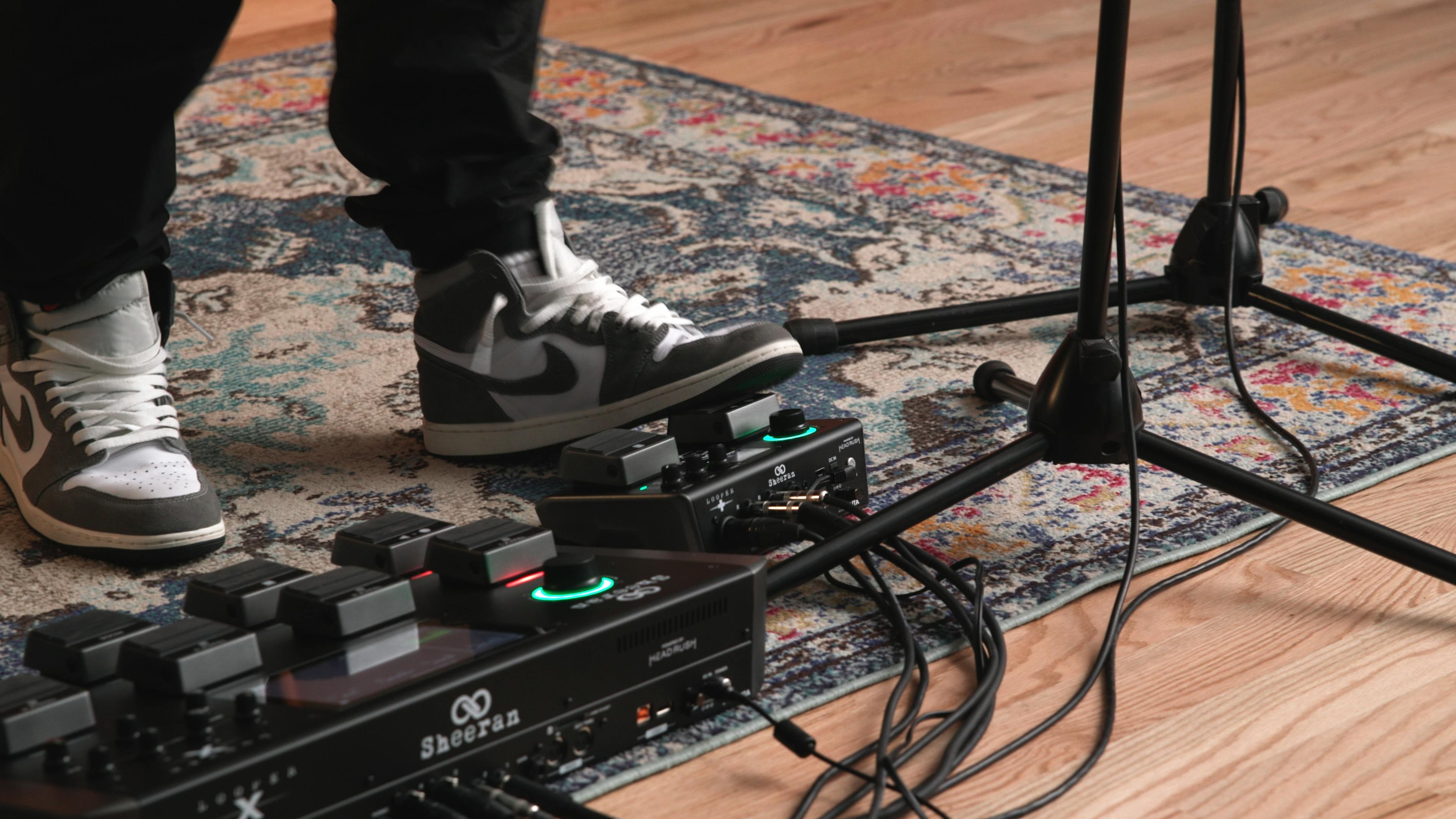 Sheeran Looper + Loop Pedal - LOOPERPLUS-Sheeran-Looper-Plus-Loop-Pedal-Live-3.jpg