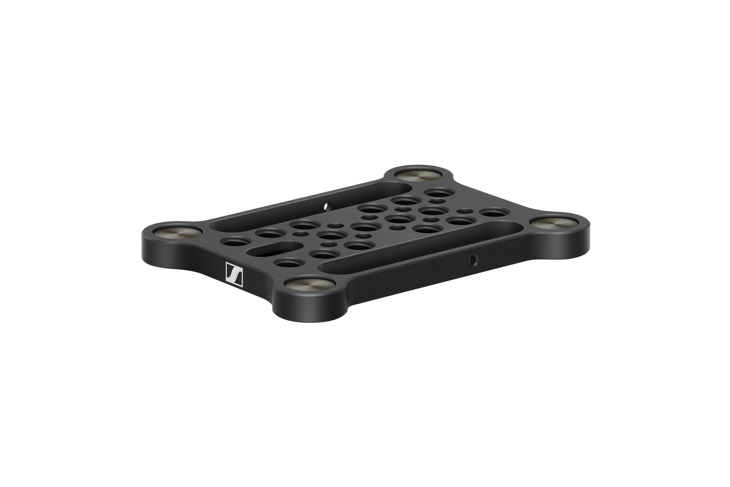 Sennheiser EW-DP MOUNTING PLATE - 700005-eyJwYXRoIjoic2VubmhlaXNlclwvZmlsZVwva0VpeDJBSnYzYXFURVA0dXJxUXMuanBnIn0_sennheiser_g7PIJa9SxVZaY17XtXs5rLrNBW4Bxmoaz_smWCI71qo.jpg