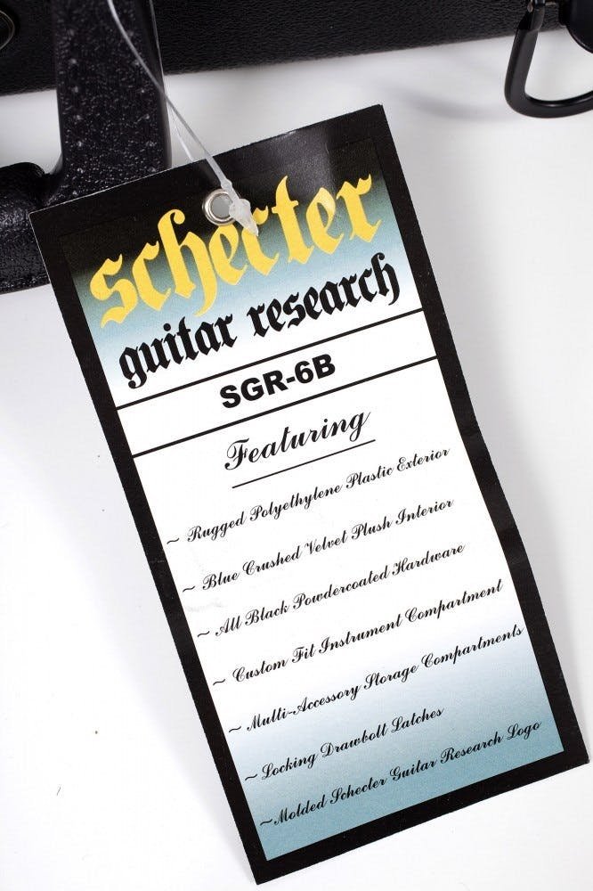 Schecter SGR-6B Bass Guitar Hardcase in Black - 54865-tmp9F3E.jpg