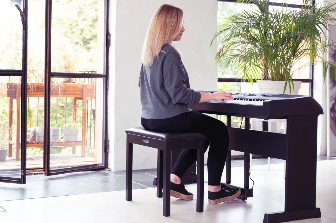 Yamaha DGX-670 Digital HOME Piano in Black - DGX670B (11).jpg
