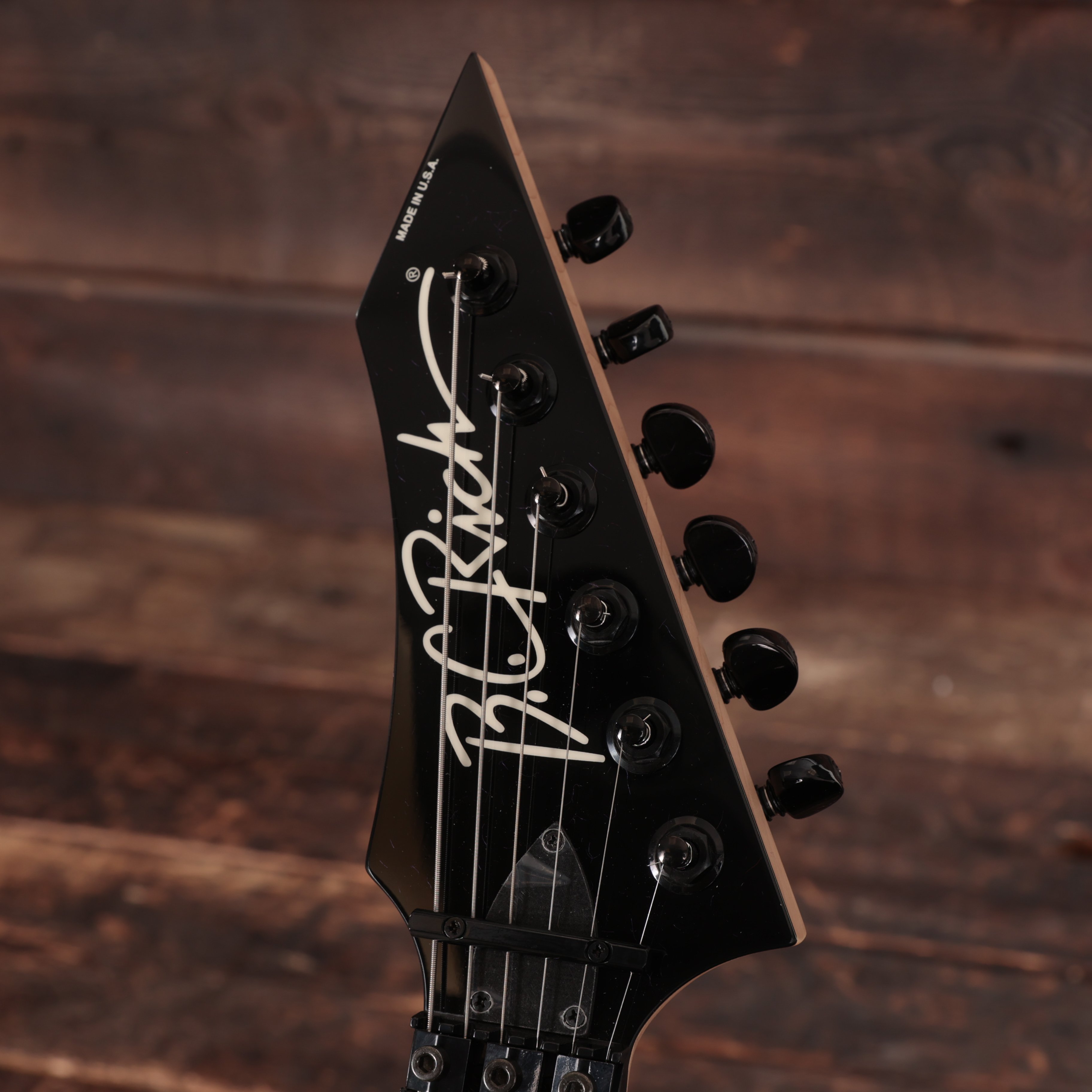 BC Rich Gunslinger Legacy USA Electric Guitar in Snakeskin - 2021646 (6).jpg