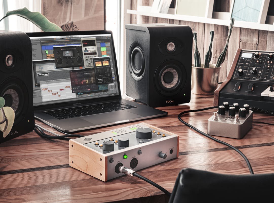 Universal Audio Volt 476 4-in/4-out USB 2.0 Audio Interface - 468363-1633595761241.jpg