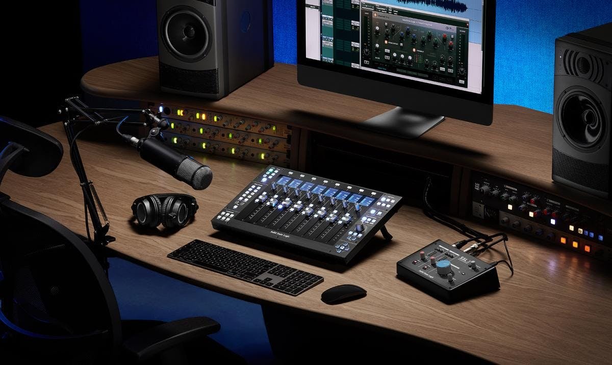 SSL UF8 Advanced DAW Controller - 514757-1654003403765.jpg