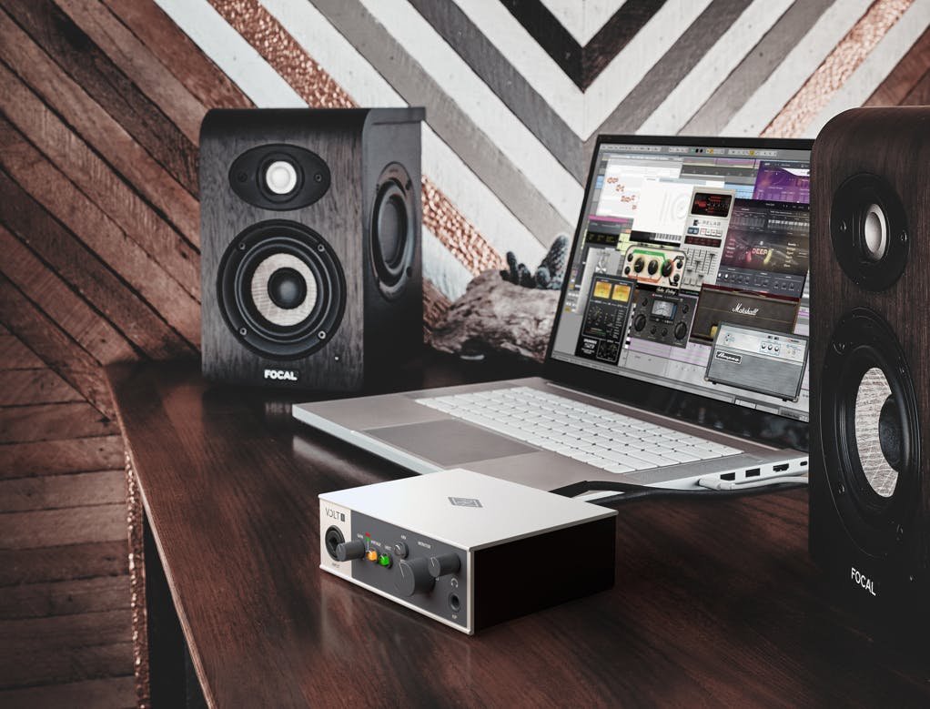 Universal Audio Volt 1 1-in/2-out USB 2.0 Audio Interface - 468046-volt 1 - 2.jpg