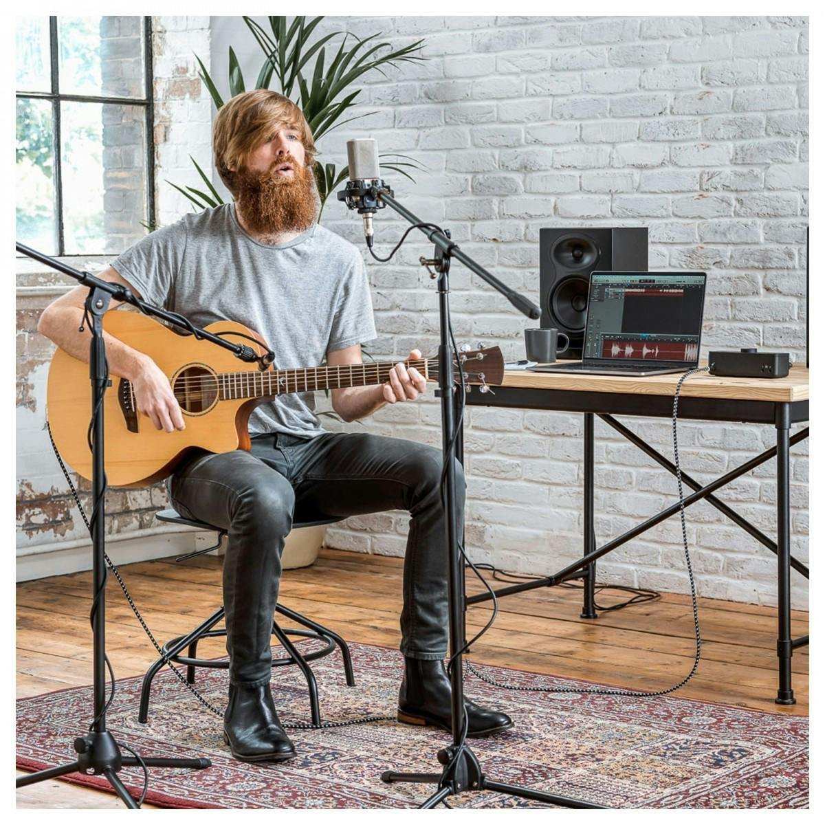 EVO 8 Hi Performance USB 2, Bus Powered Audio Interface, with 4 Mic Pre Amps, Dual Stereo Outs, Loopback & Smartgain - 540028-1663678409206.jpg