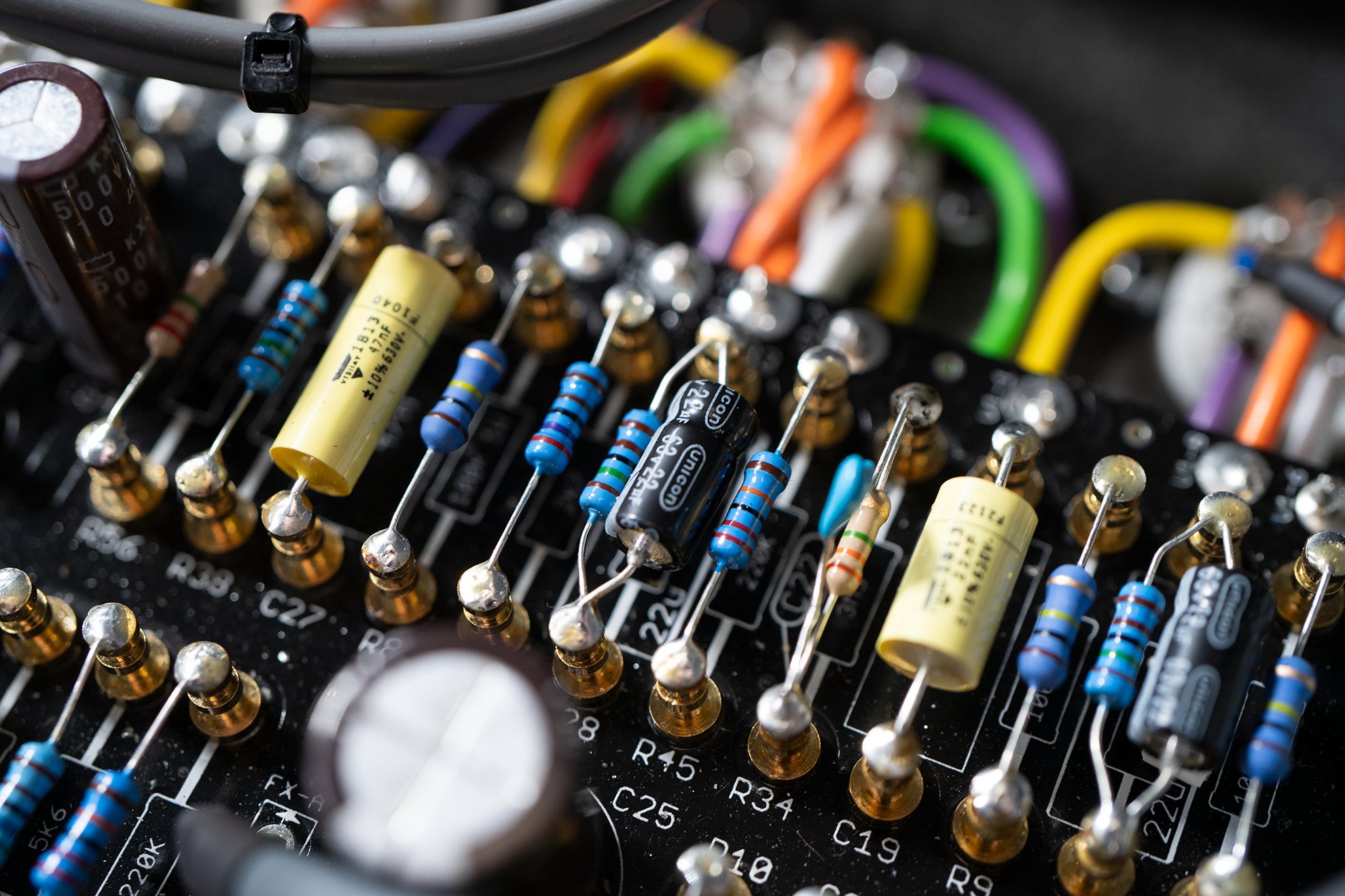 Victory MK Clean 100w Hand-Wired Valve Amp Head in Aqua - MK Close Up 3 (low res).jpg