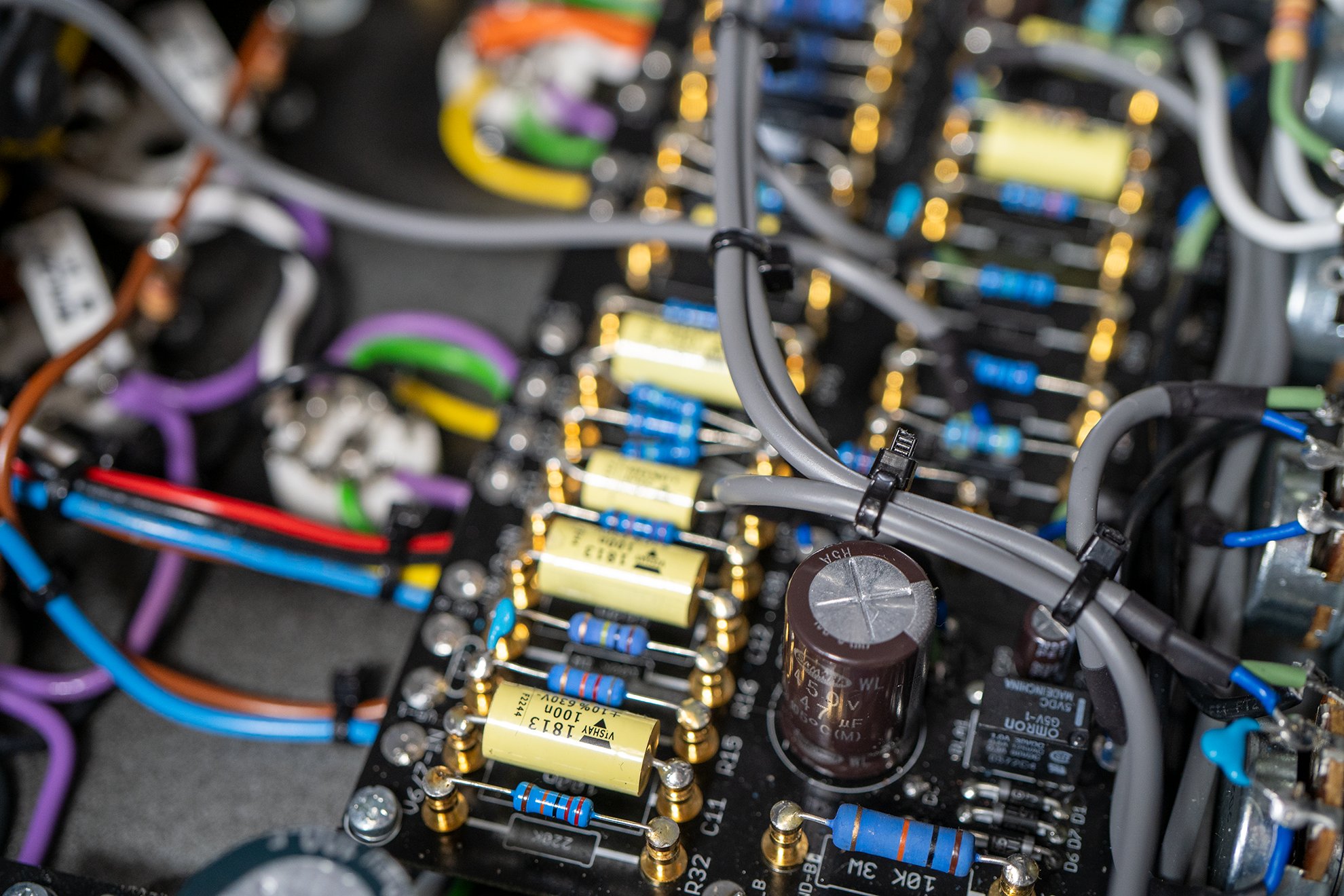 Victory MK Overdrive 100w Hand-Wired Valve Amp Head in Parrot - MK Close Up 2 (low res).jpg