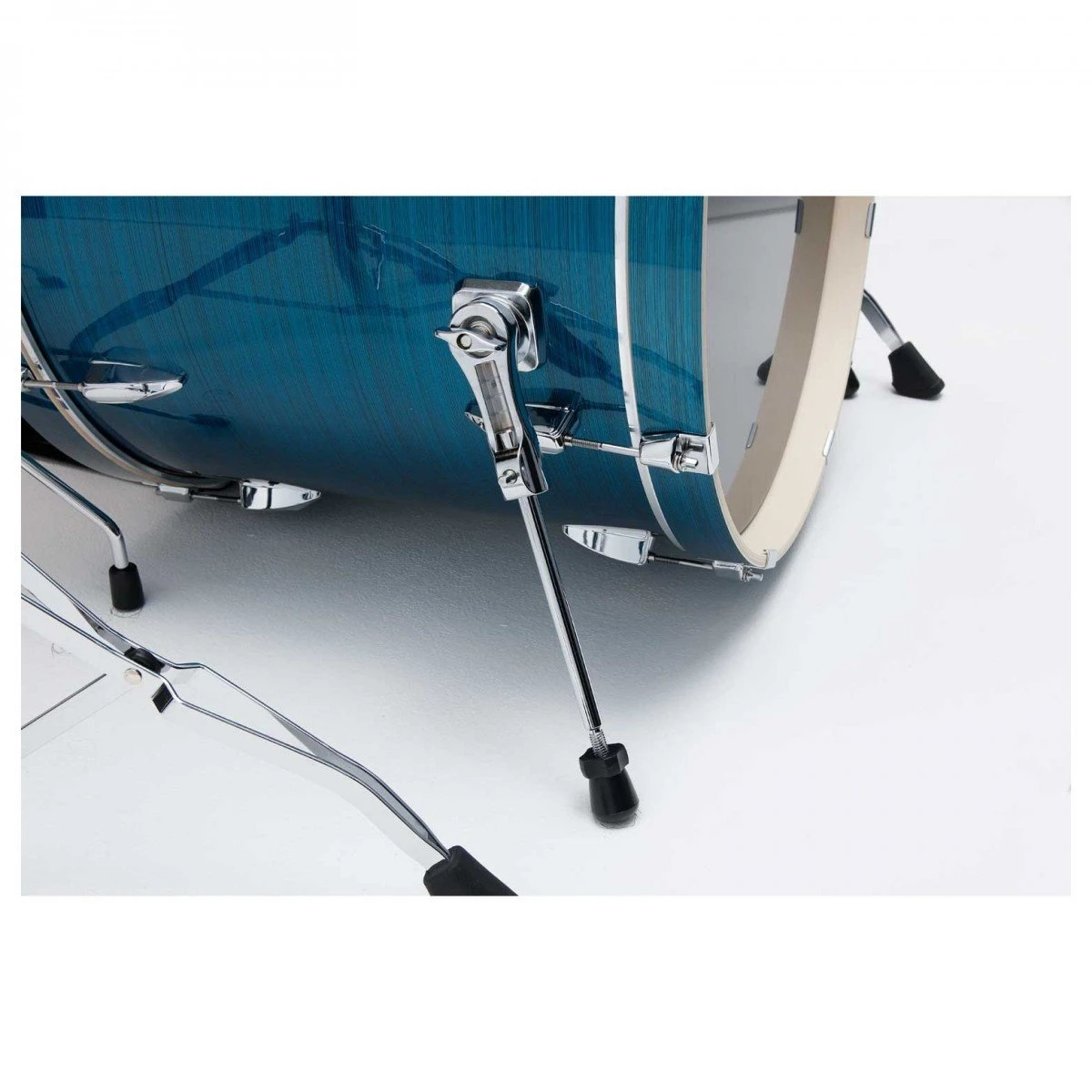 Tama Imperialstar 22" 6-piece Acoustic Drum Kit in Hairline Blue - IP62H6WHLB 1.jpg