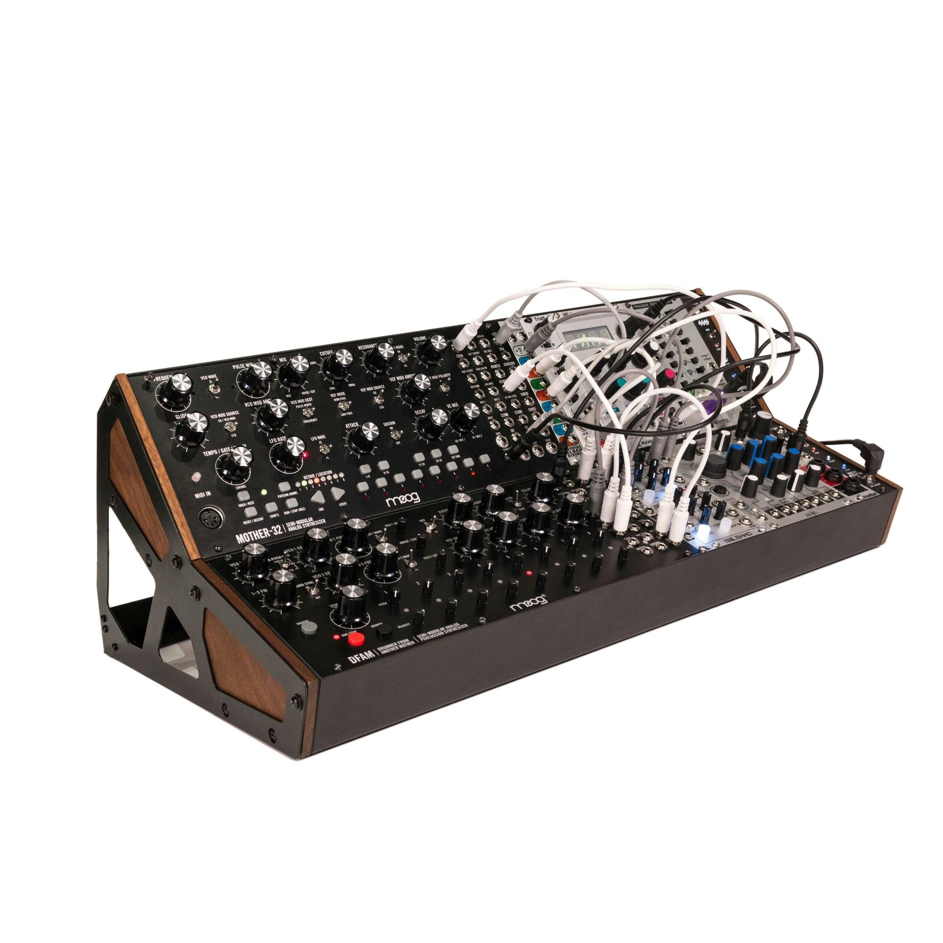 Moog DFAM Analogue Percussion Synthesizer - 497397-1646216099670.jpg