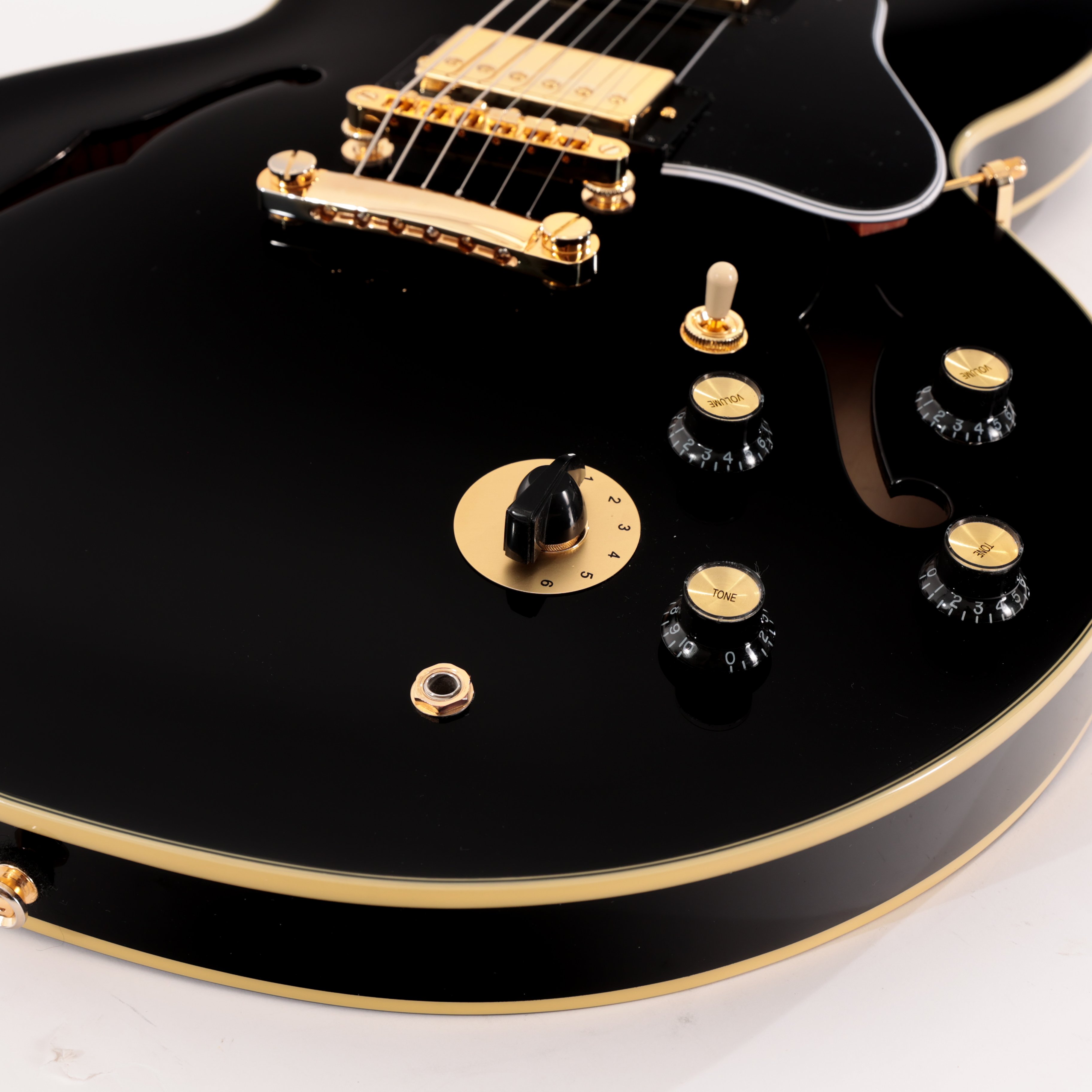 Epiphone Inspired by Gibson ES-345 Semi-Hollow Electric Guitar in Ebony - EI-345VEBNH3 (7).jpg