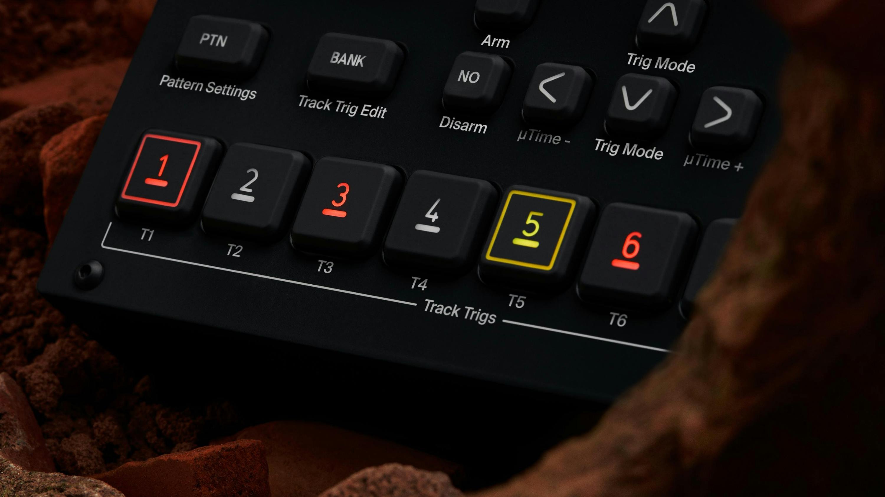 Elektron Octatrack MkII Sequencer + Sampler - 513866-1653560532127.jpg