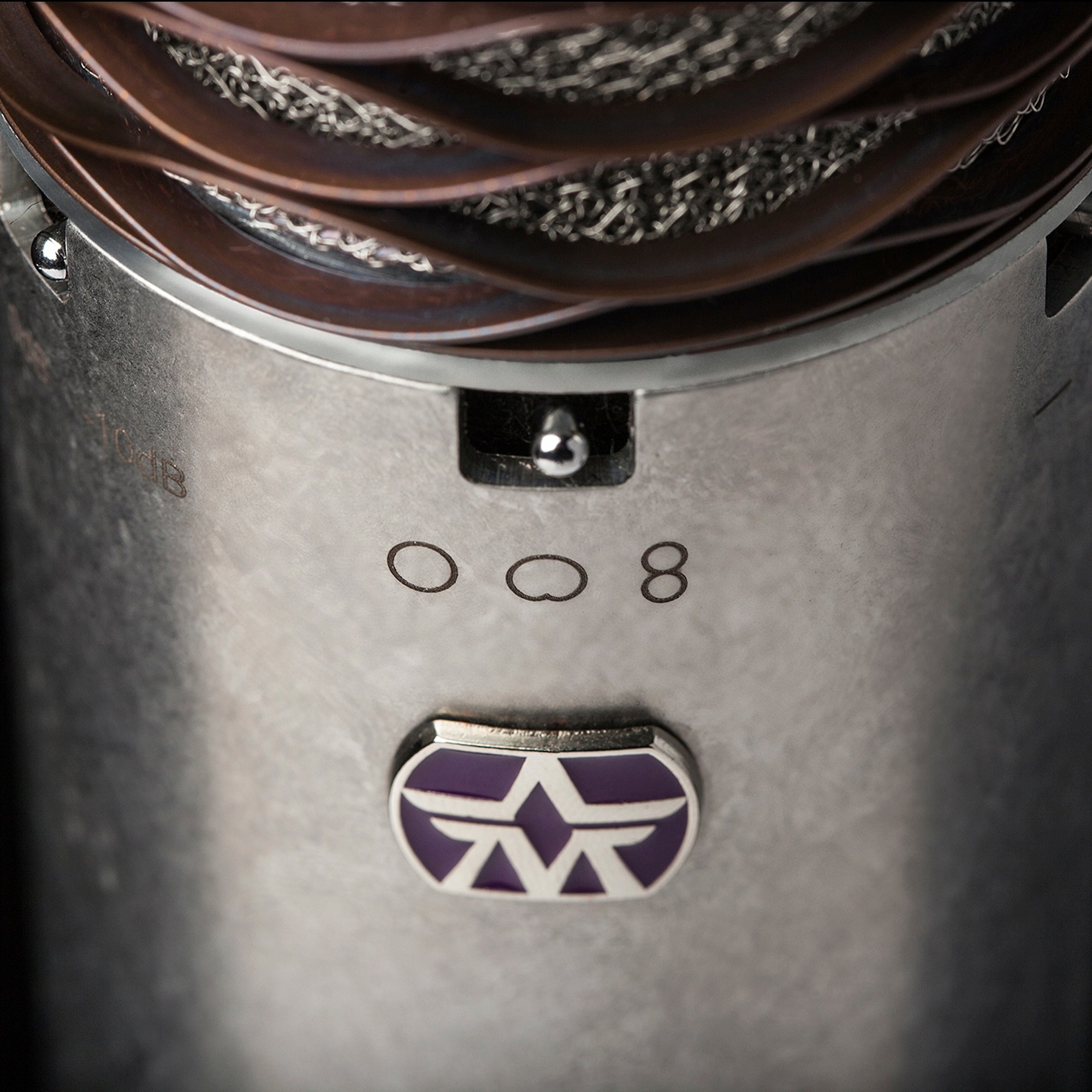 Aston Spirit Bundle with Swiftshield - 0504-ABF44-001 - Detail.jpg