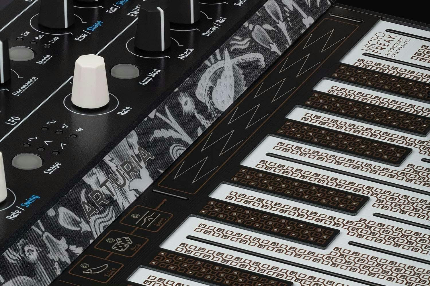 Arturia MicroFreak Paraphonic Hybrid Analog & Digital Wavetable
