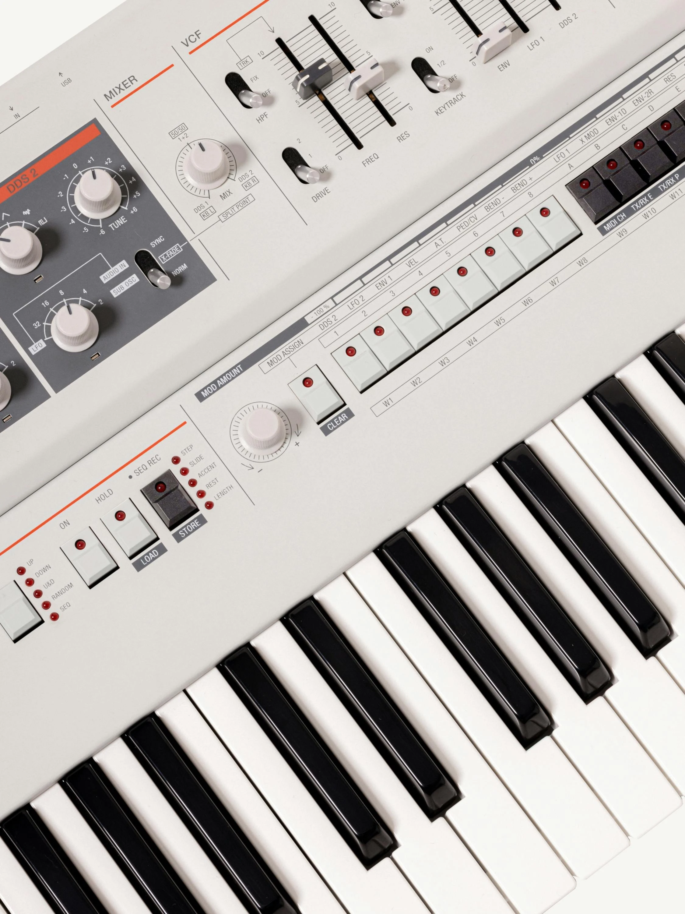 UDO Super 6 - 12 Voice Binaural Analogue Hybrid Synthesizer in White - UDOSUPER6-WH-UDO_Super_6_Binaural_Analogue_Synth_Close_Up.jpg