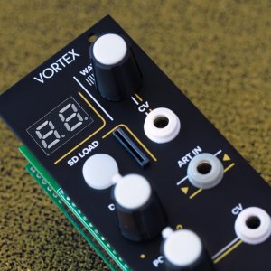 TipTop ART VORTEX - ART Wavetable Oscillator - TT-VORTEX - zoom.jpg