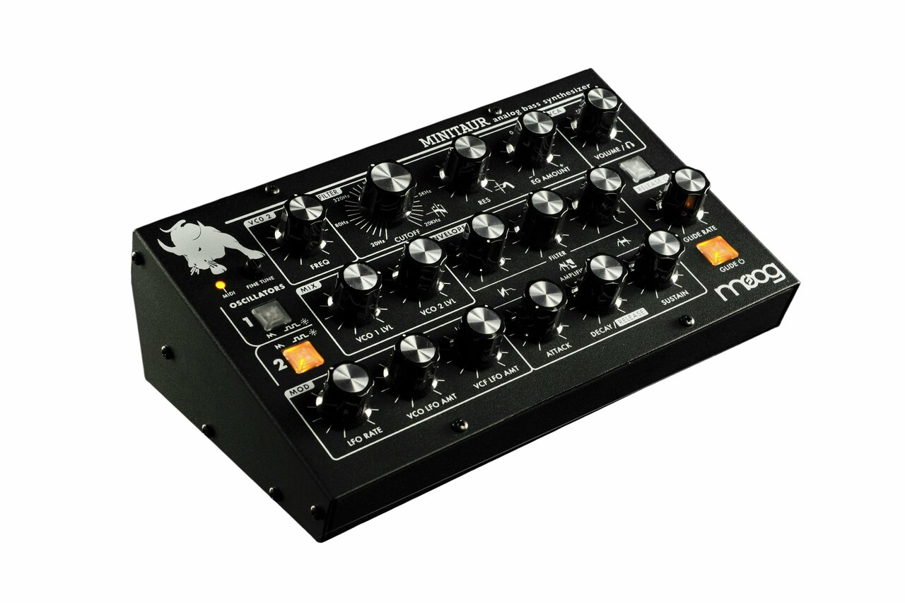 Moog Minitaur Analogue Bass Synth - 155383-Minitaur_White_Background_Angled.jpg