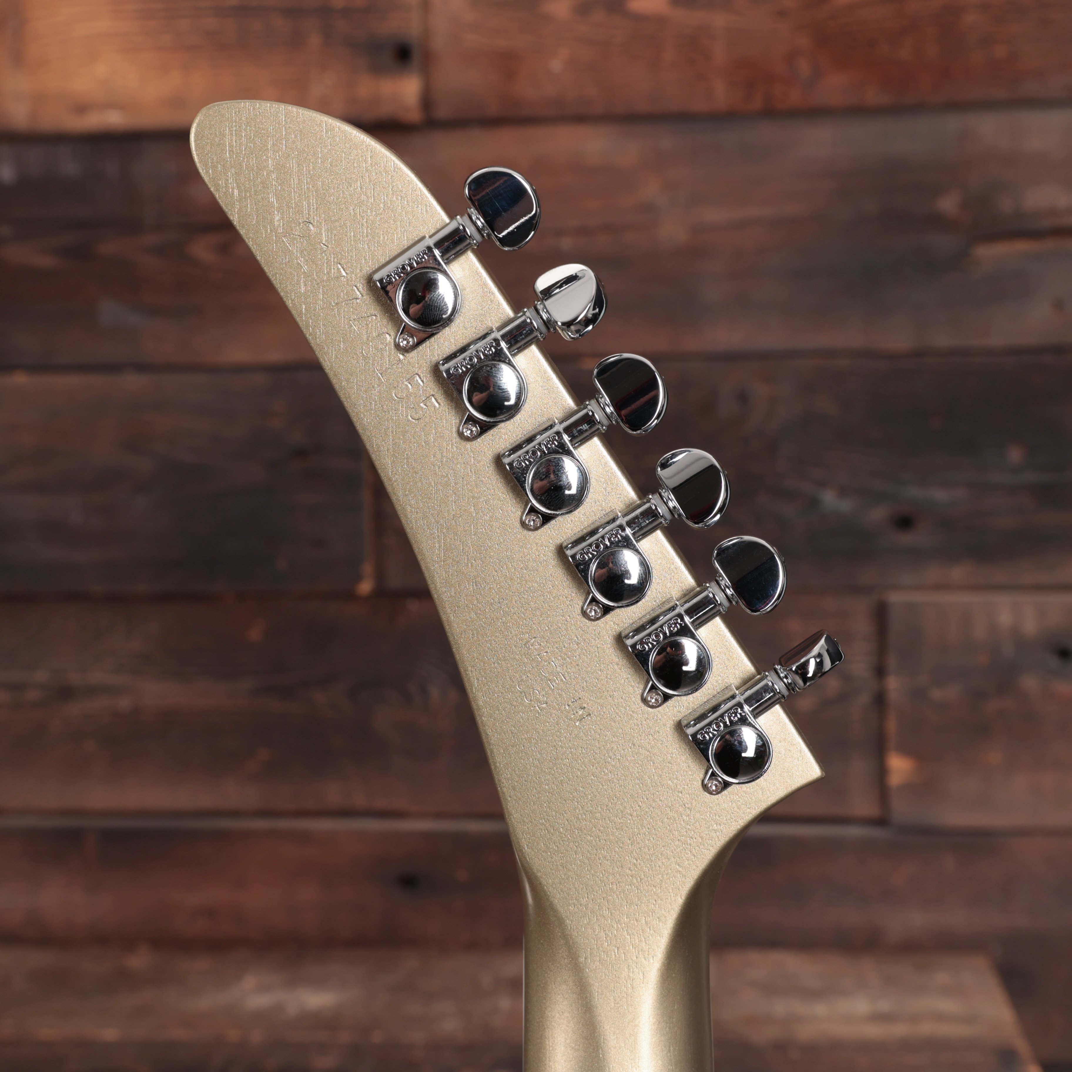 Gibson Victory Electric Guitar in Gold Mist Satin - VIC00ZPCH1 (6).jpg