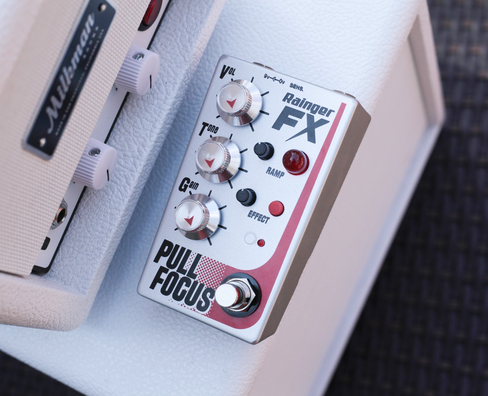 Rainger FX Pull Focus Distortion with Dynamic Reverb & Chorus Pedal - IMG_1812.jpg