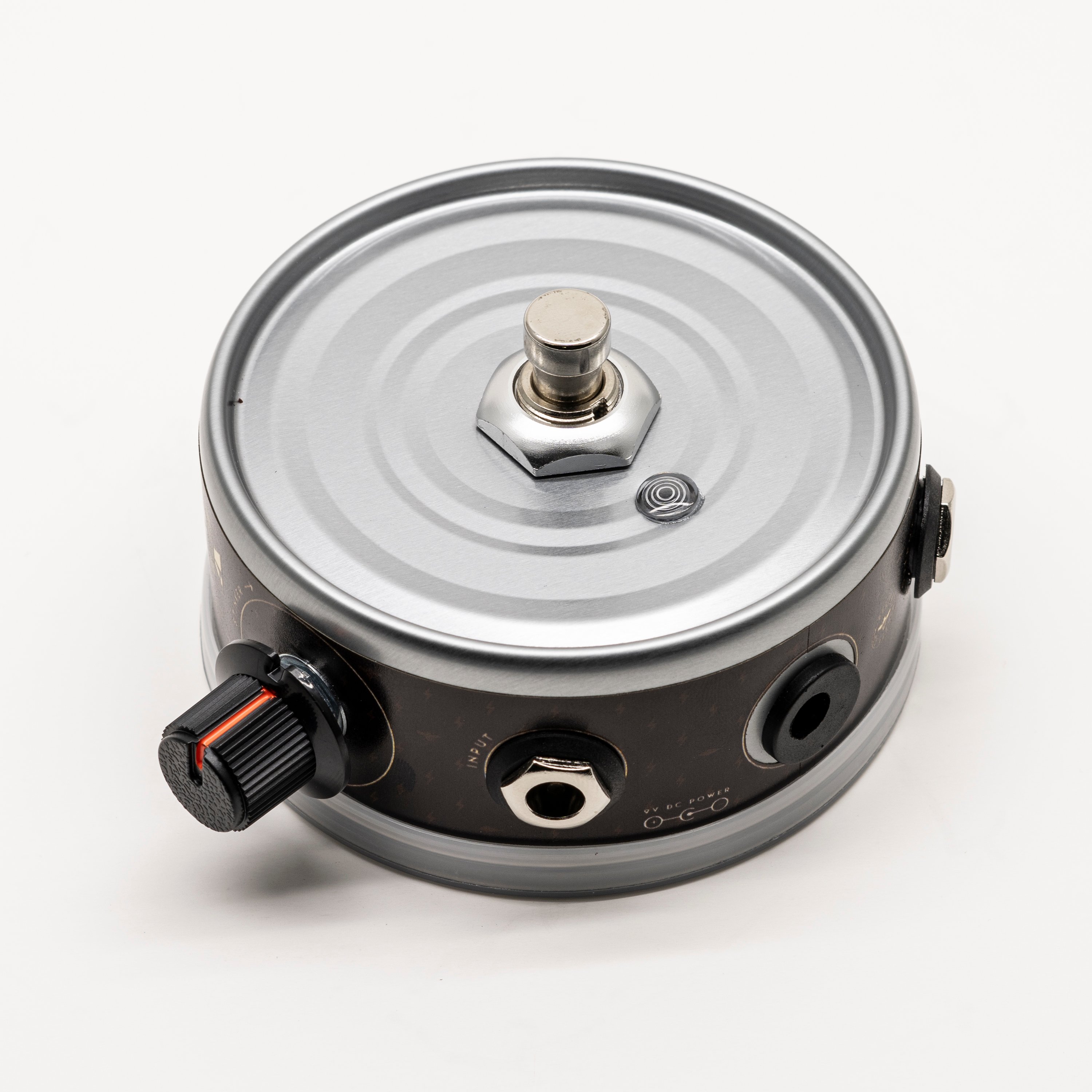 Beetronics Tuna Can Fuzz Pedal - TunaSilver_05.jpg