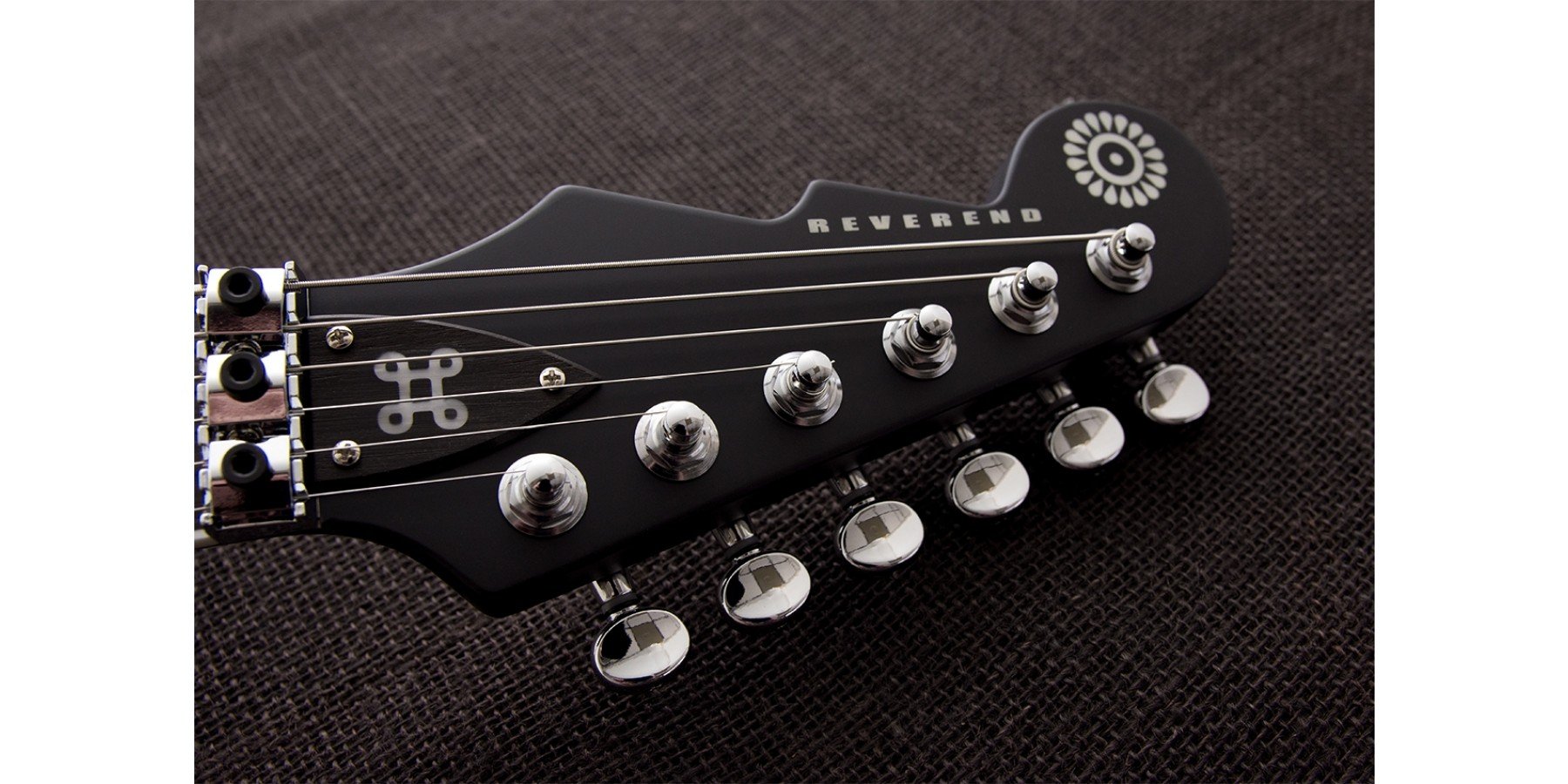 Reverend Vernon Reid Signature Totem Mystery Tramp - VR-S-TRMP-E-RAHCHC-X 8.jpg