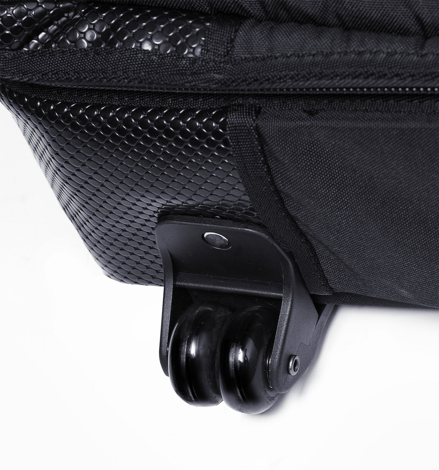 Yamaha Montage 6 Soft Case with Wheels - CSCMONTAGE6 - Wheel.jpg